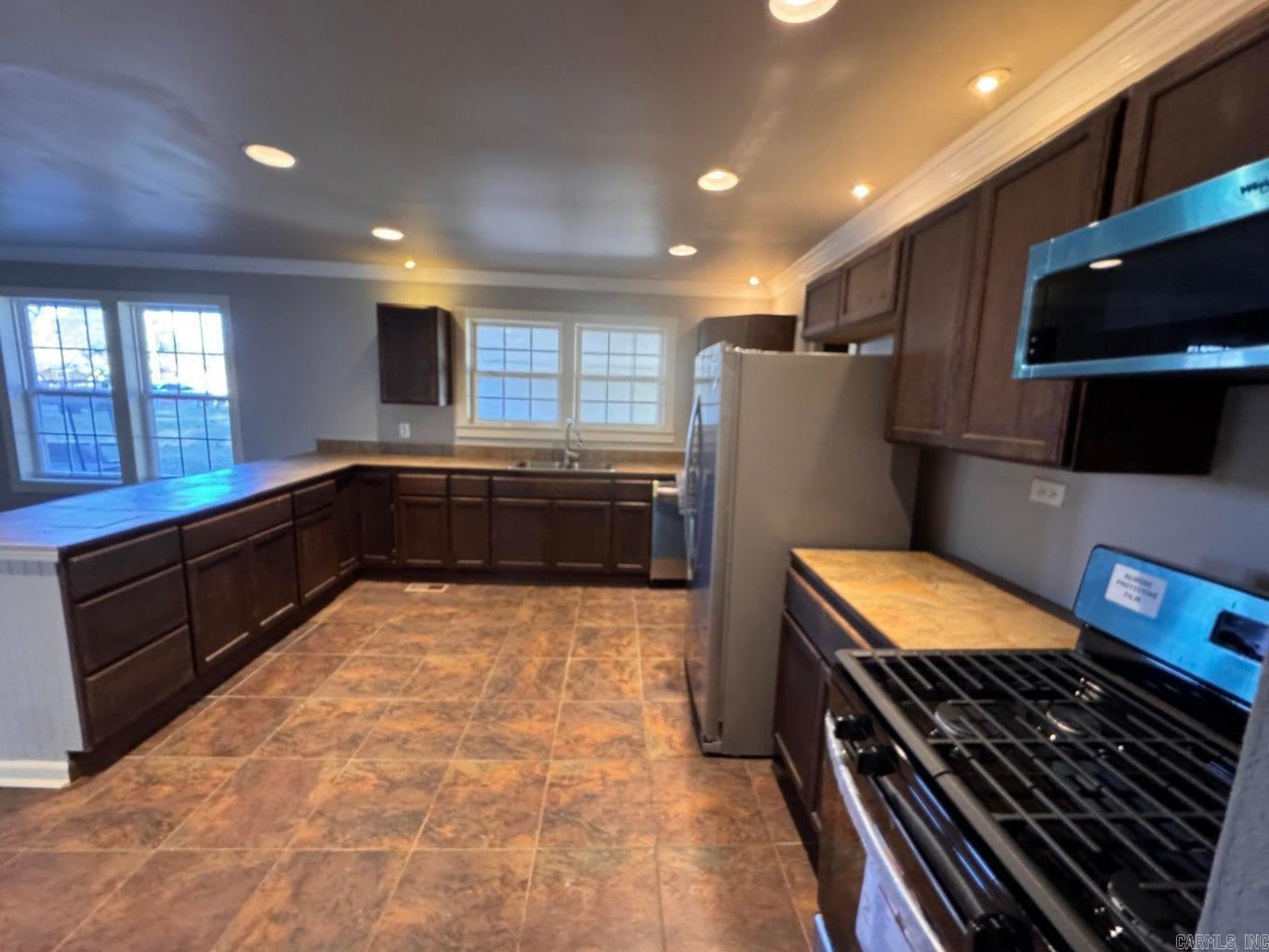 CHARLESTON - Residential