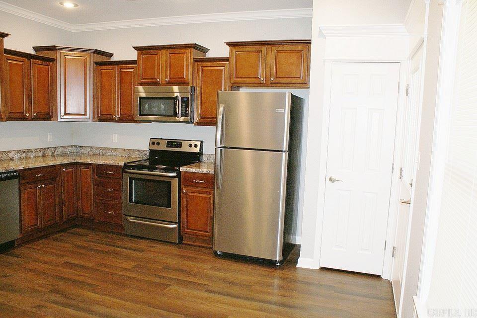 Fieldpointe - Residential Lease