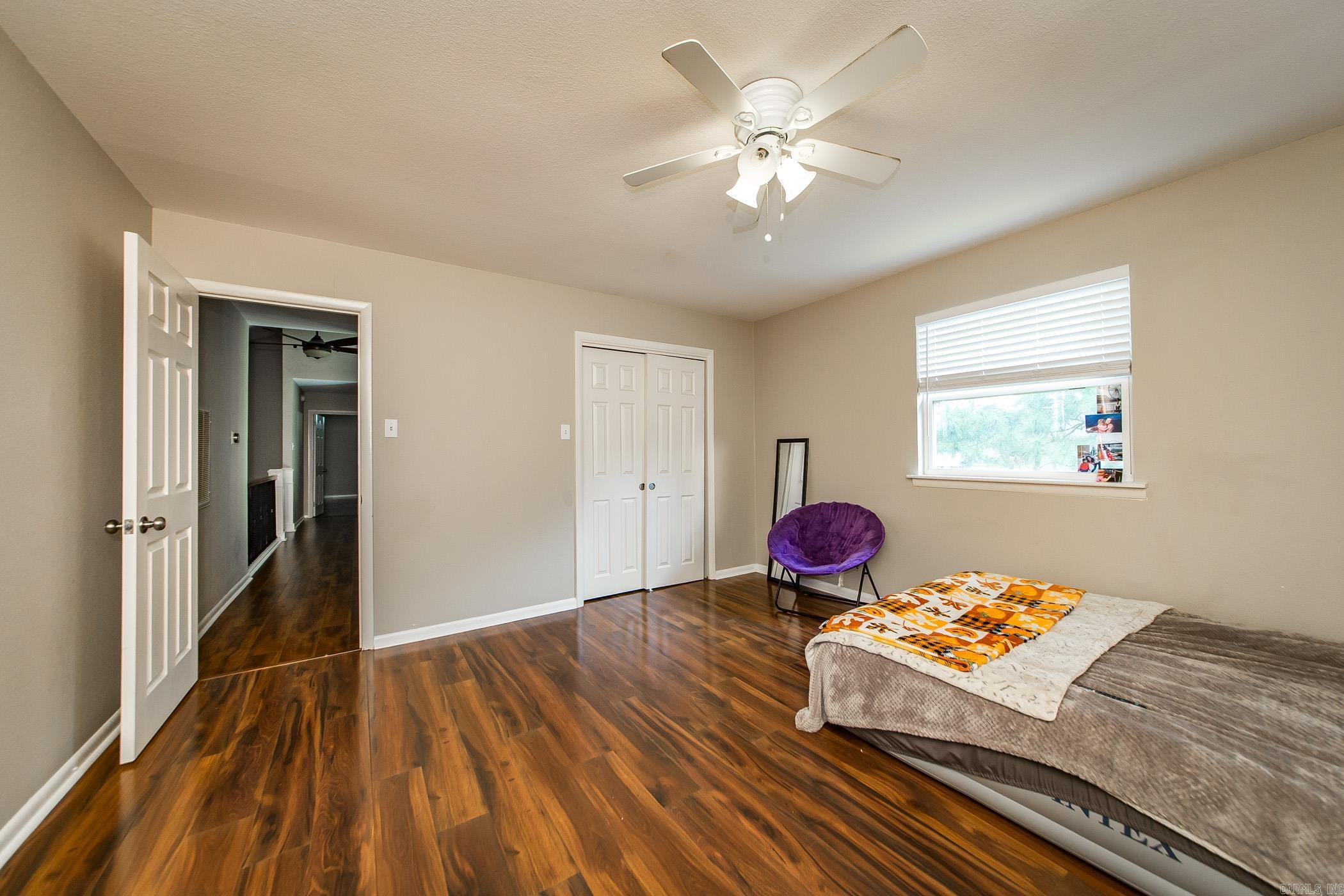 FOXWOOD J - Residential