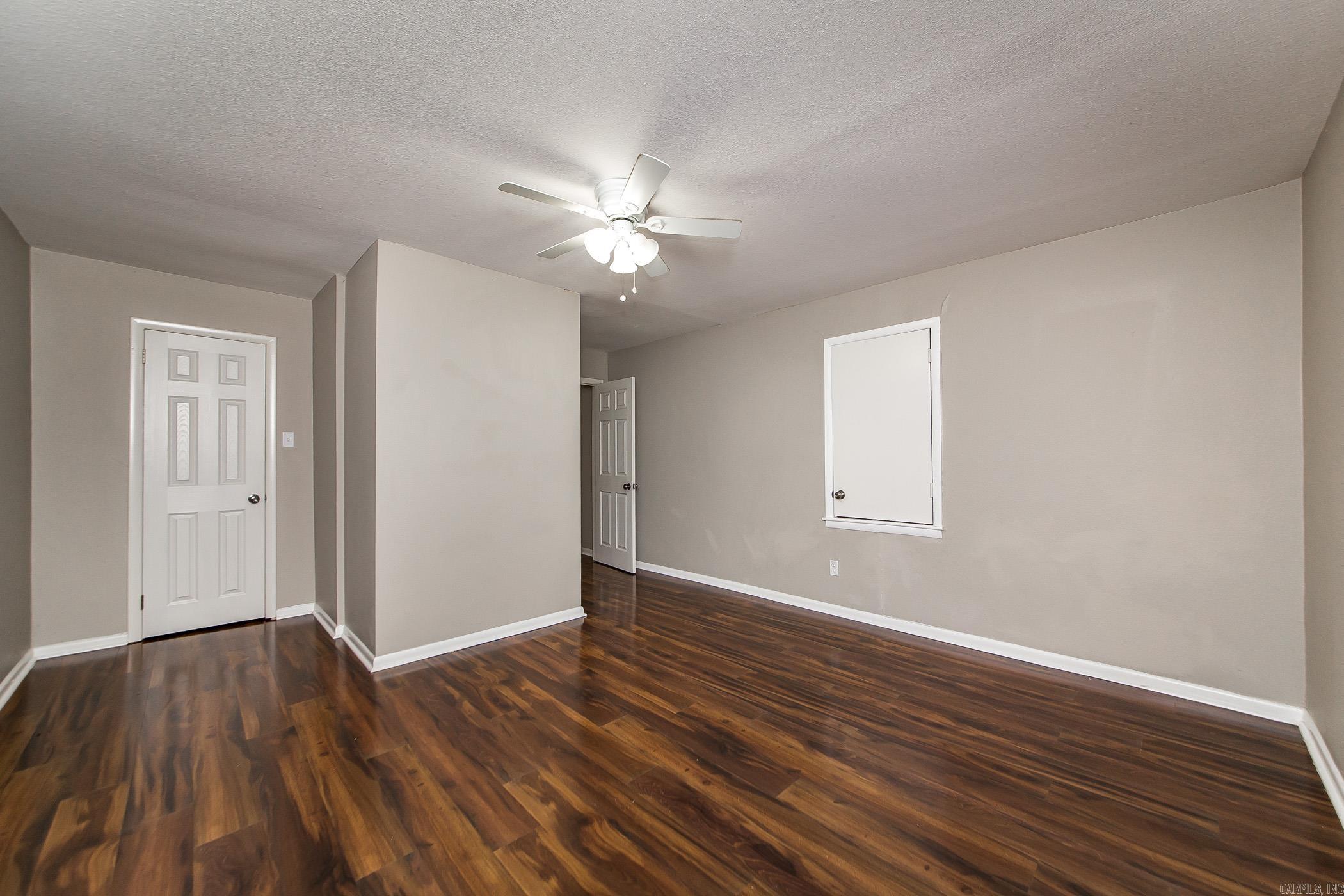 FOXWOOD J - Residential