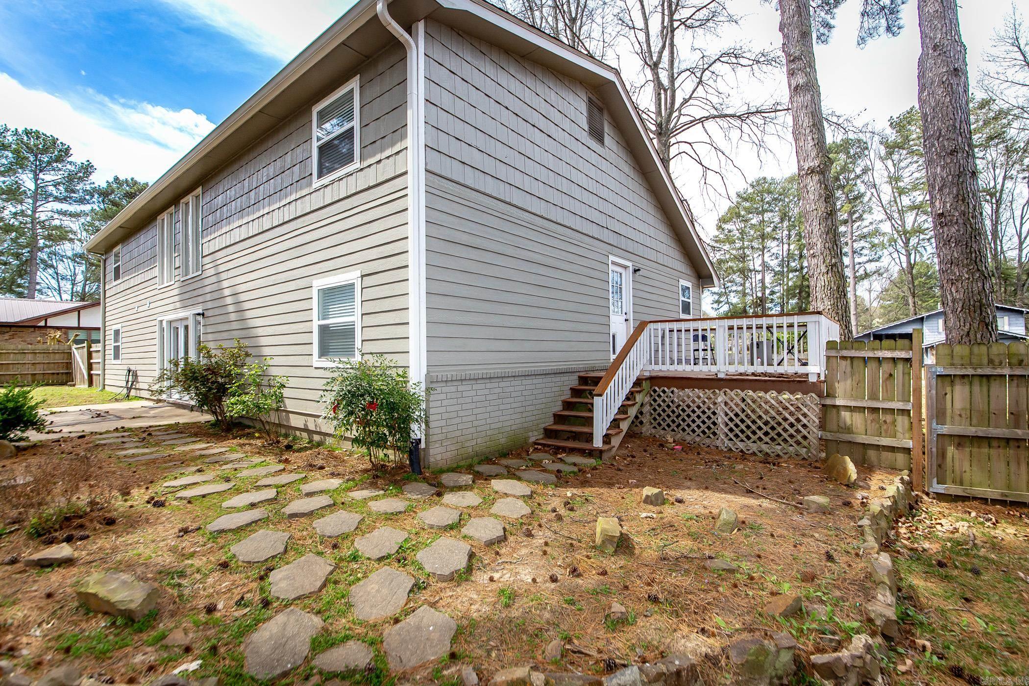 FOXWOOD J - Residential