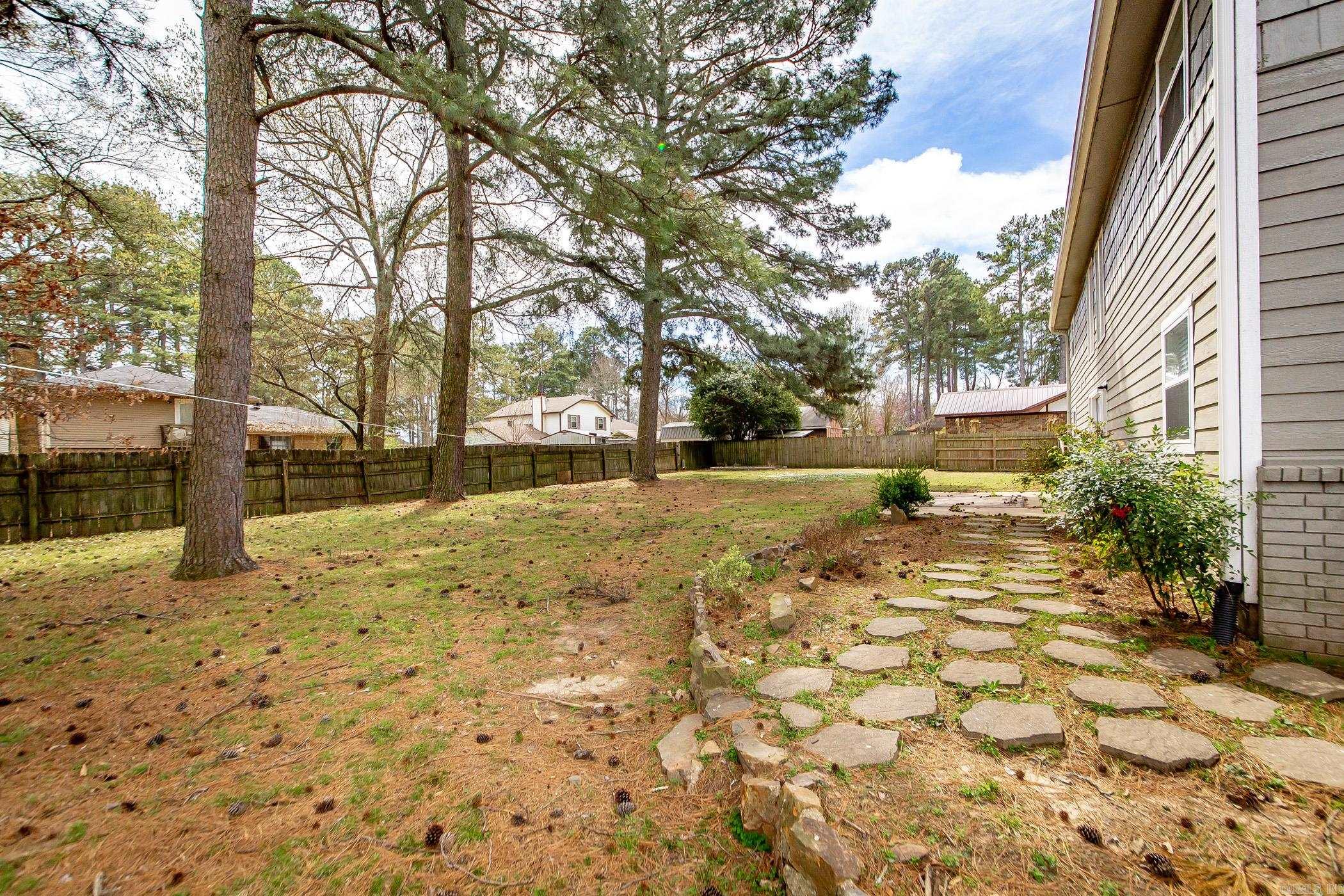 FOXWOOD J - Residential