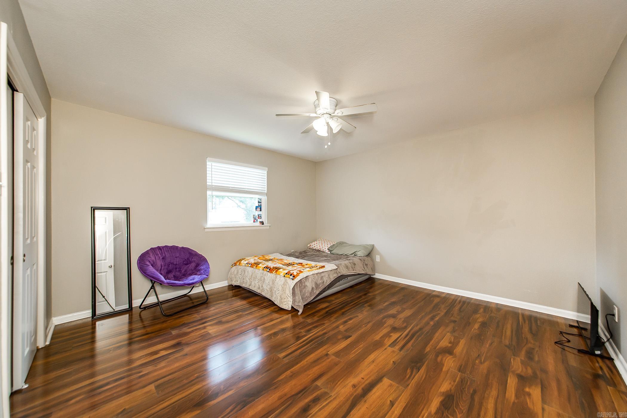 FOXWOOD J - Residential