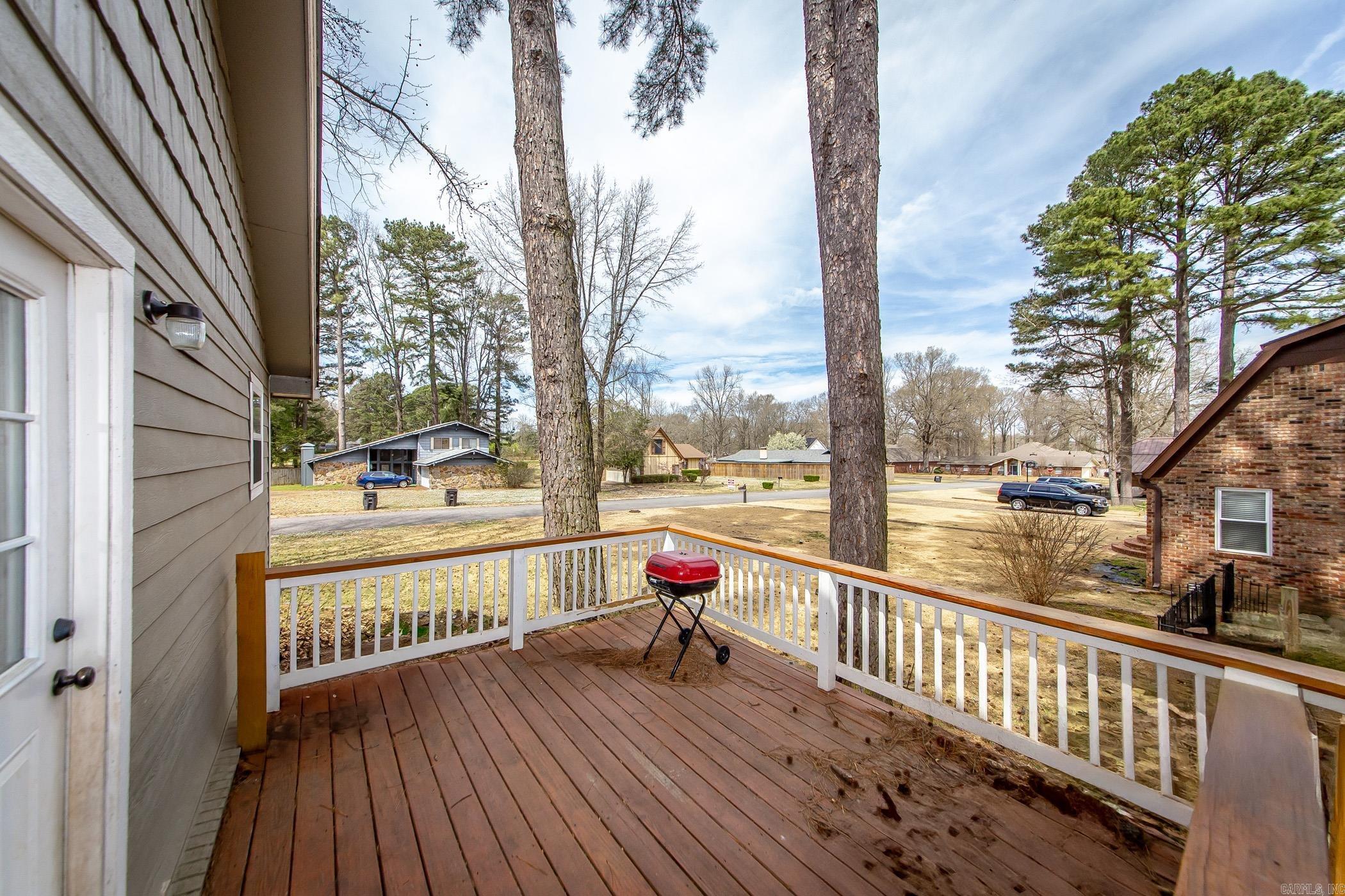 FOXWOOD J - Residential