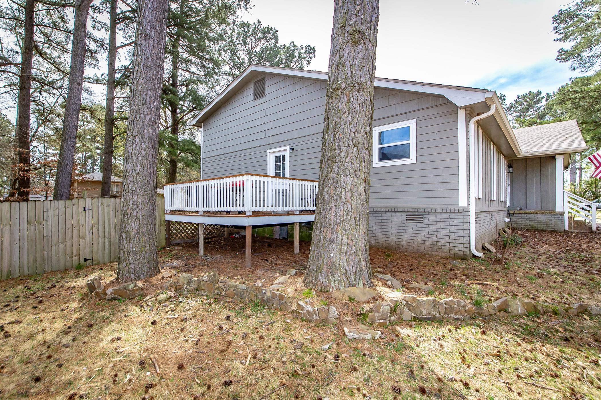 FOXWOOD J - Residential