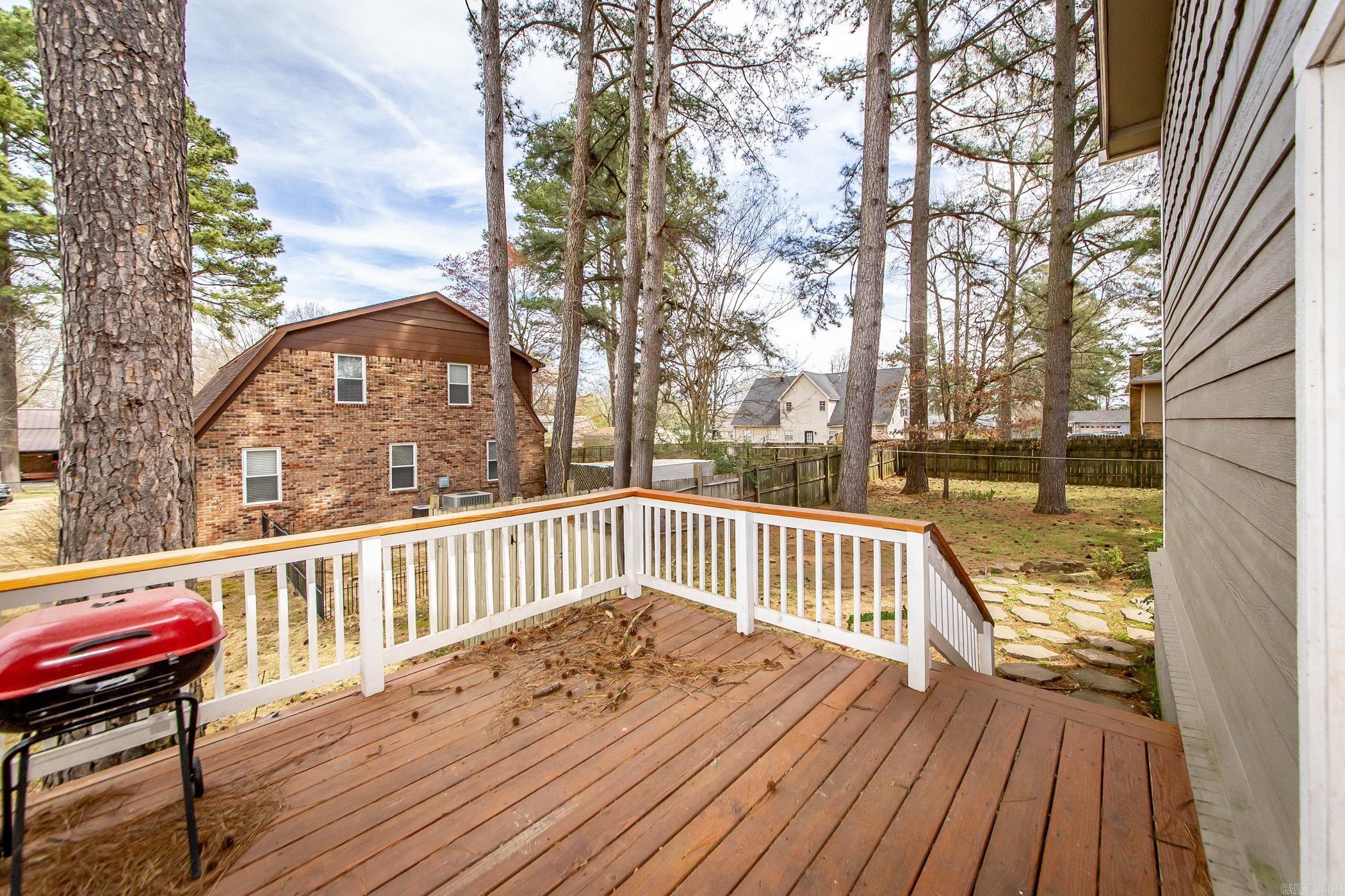 FOXWOOD J - Residential