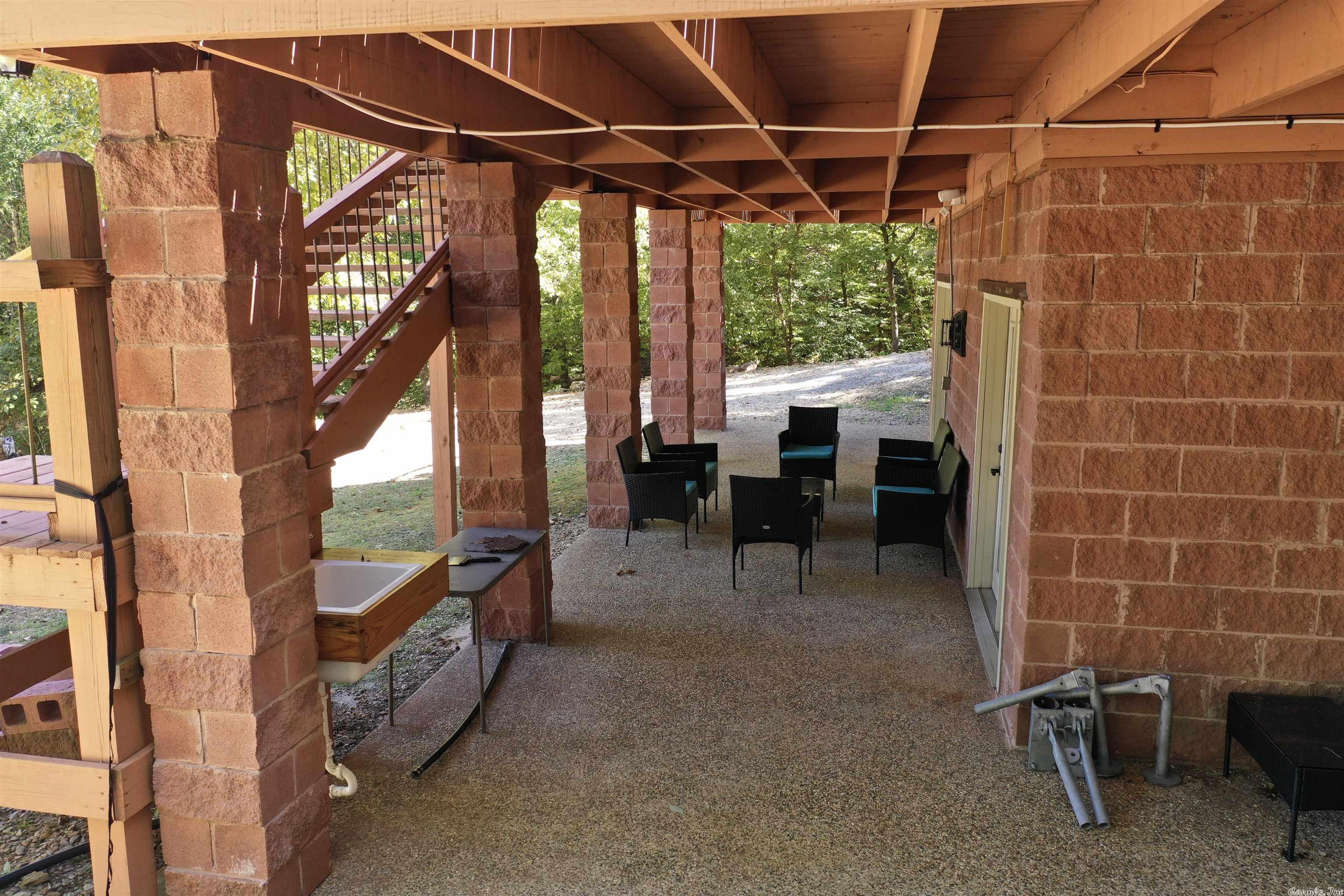 COWHIDE COVE HOME - Residential