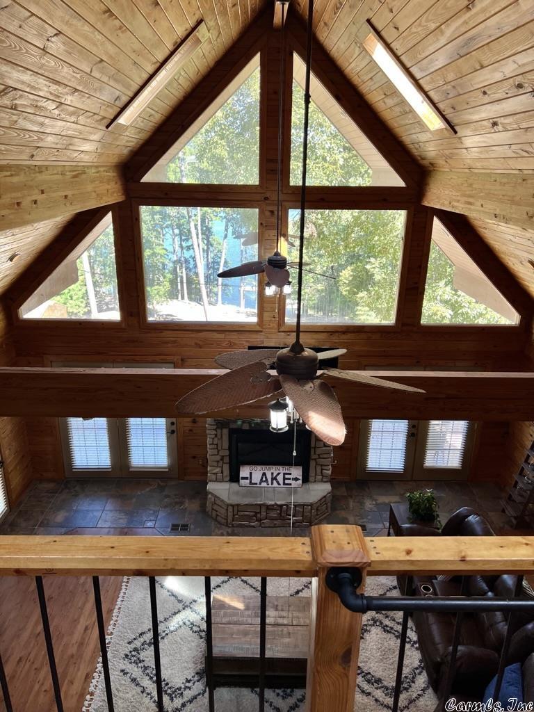 COWHIDE COVE HOME - Residential