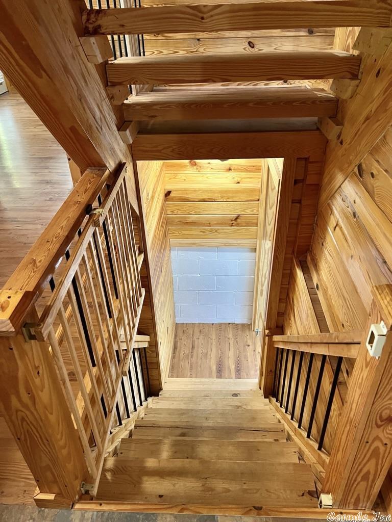 COWHIDE COVE HOME - Residential