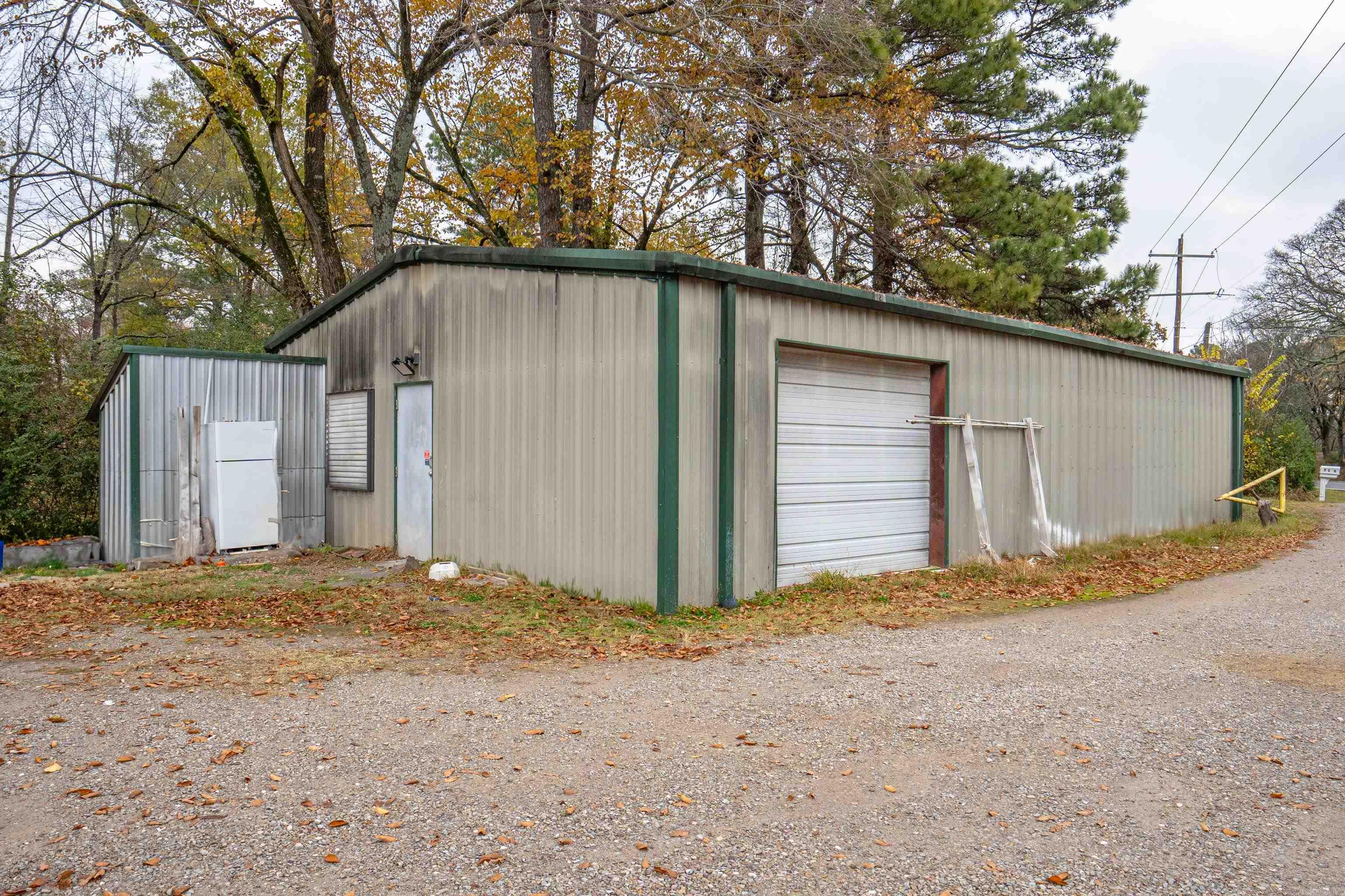 Metes & Bounds - Commercial Sale