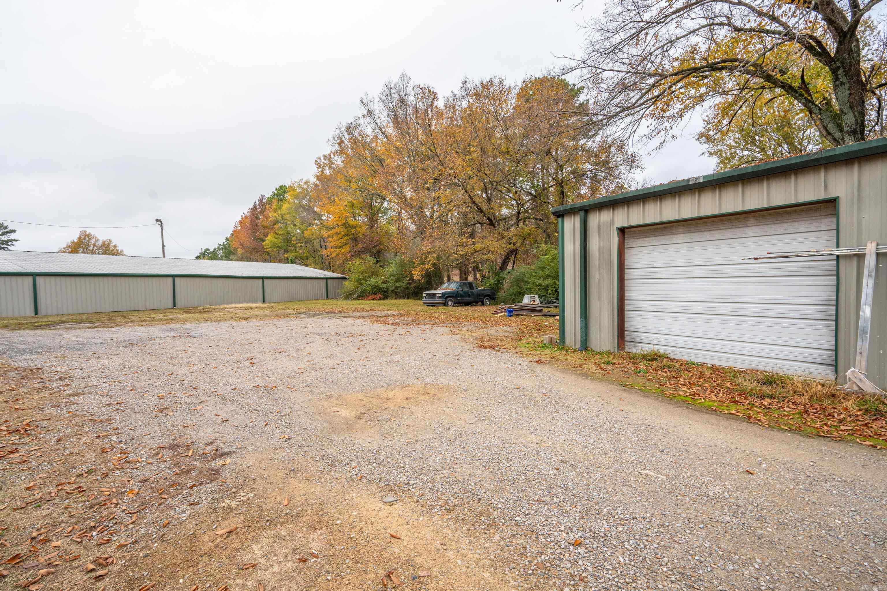 Metes & Bounds - Commercial Sale