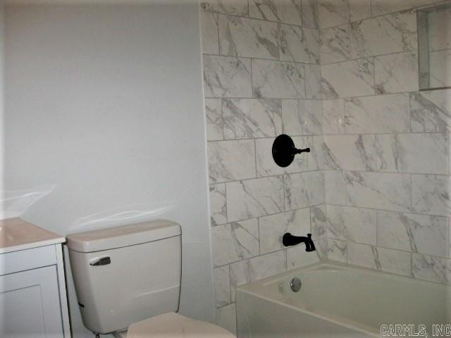 LAKEWOOD HILLS - Residential