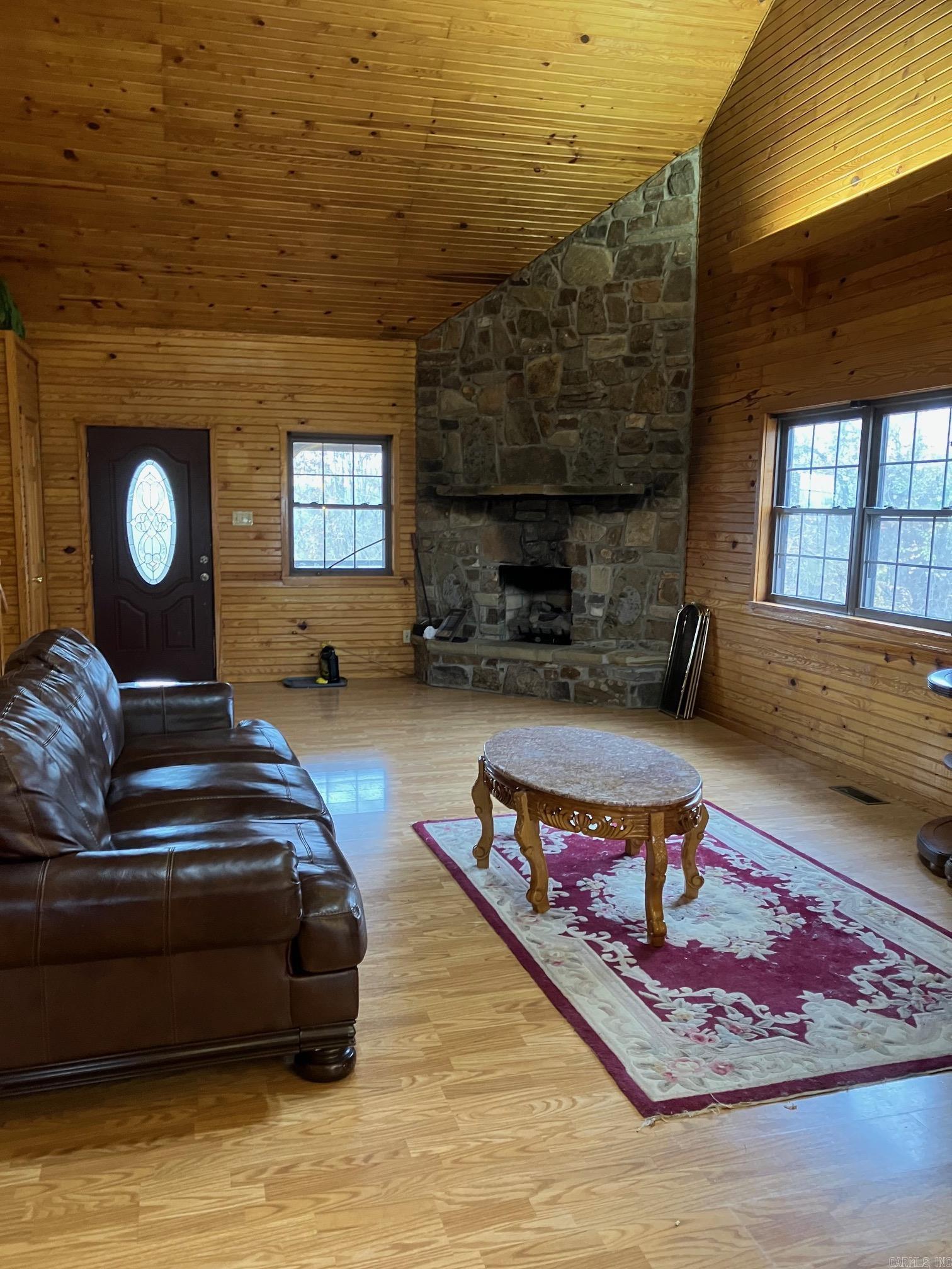 Metes & Bounds - Residential