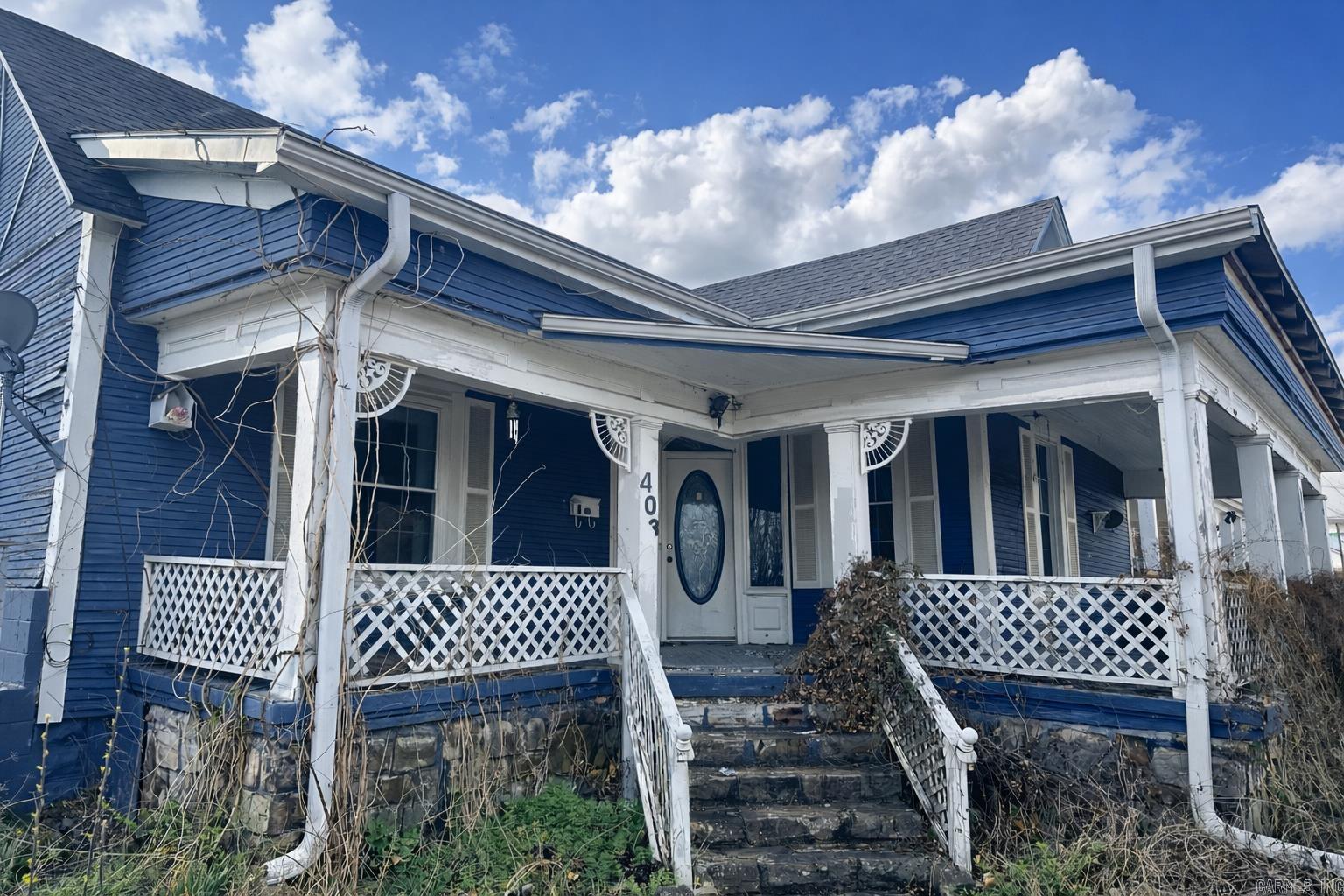 Mena Original - Residential