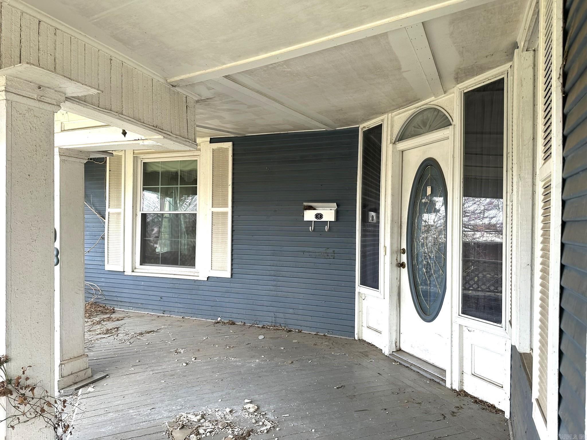 Mena Original - Residential