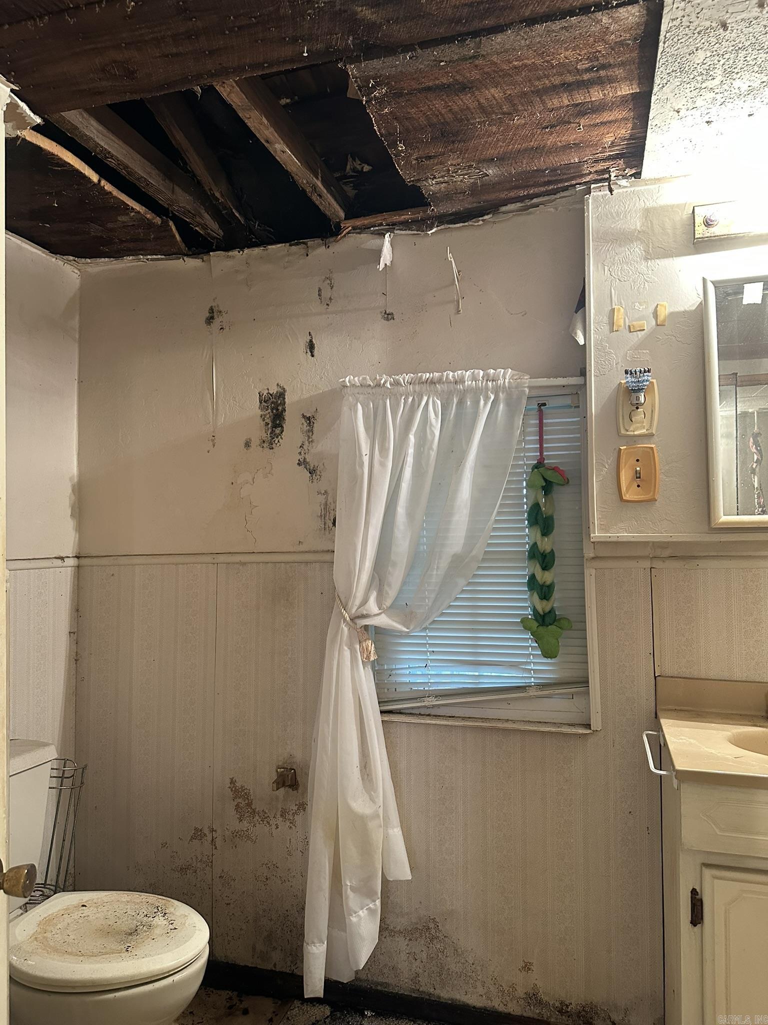 Mena Original - Residential