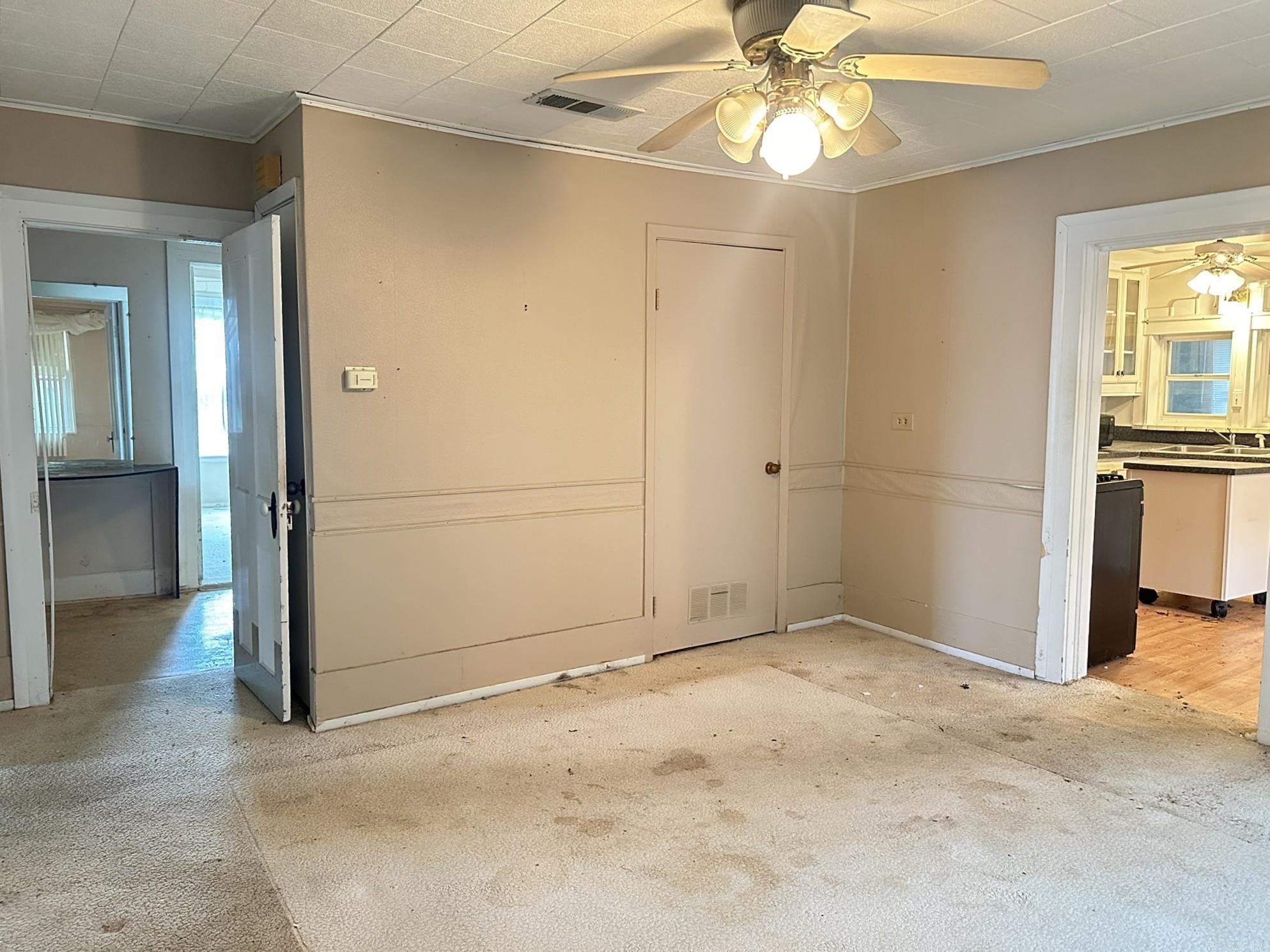 Mena Original - Residential