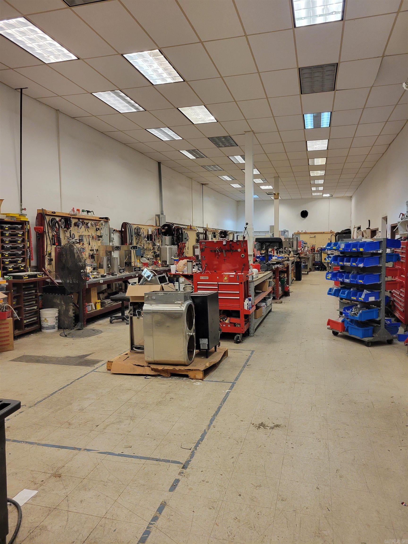 Blue Hill Shopping Center - Commercial Sale