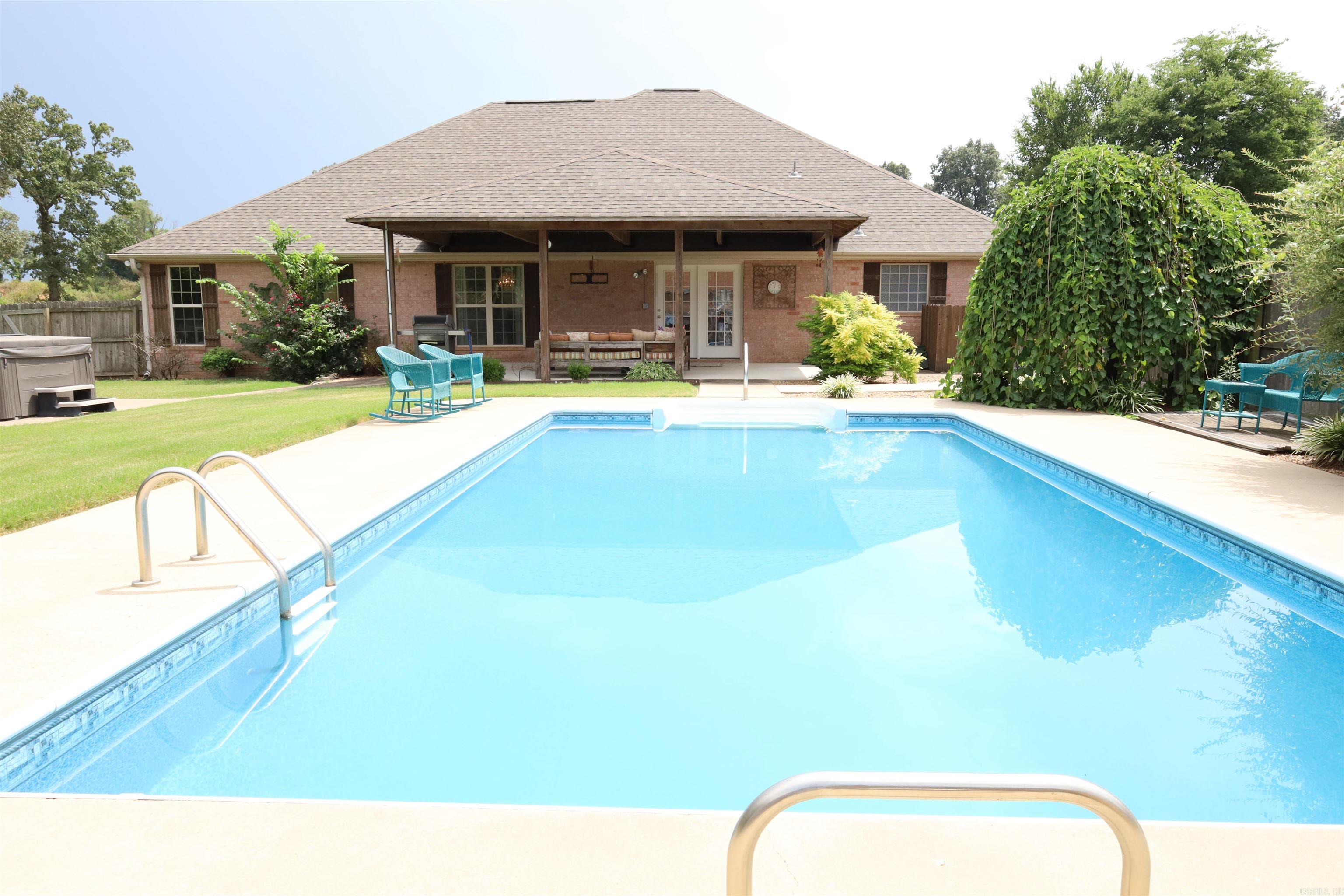 EASTRIDGE - Residential