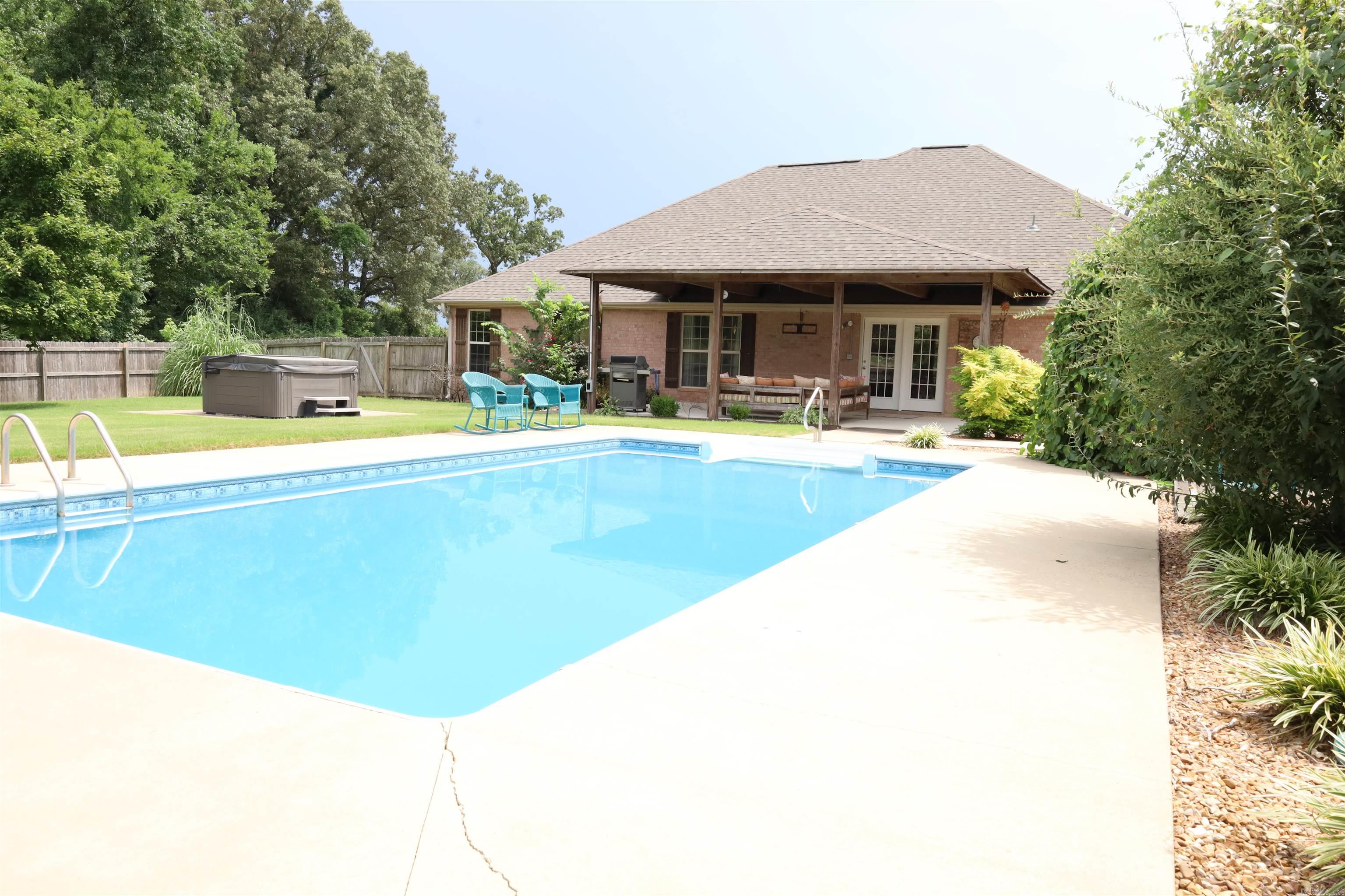 EASTRIDGE - Residential