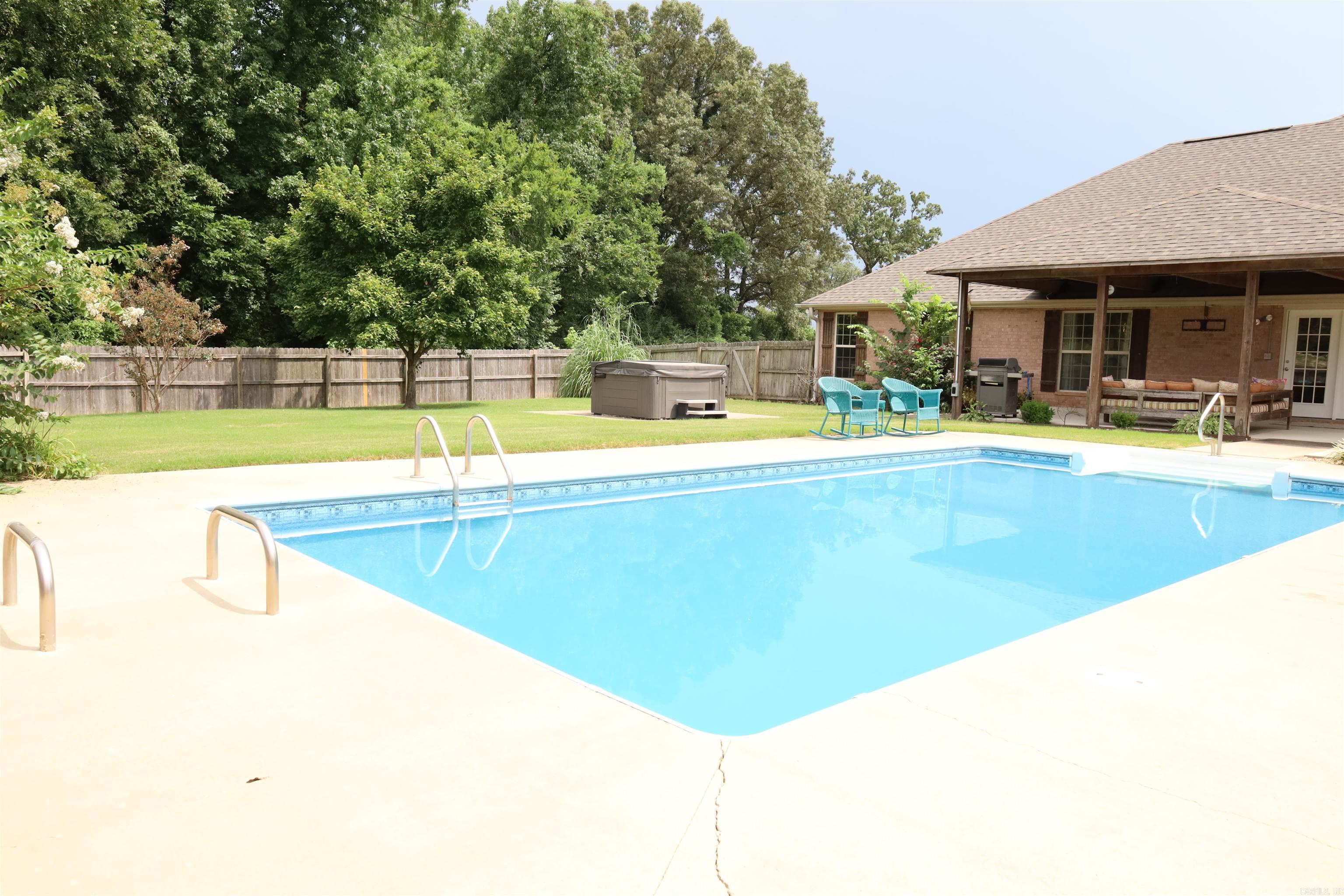 EASTRIDGE - Residential