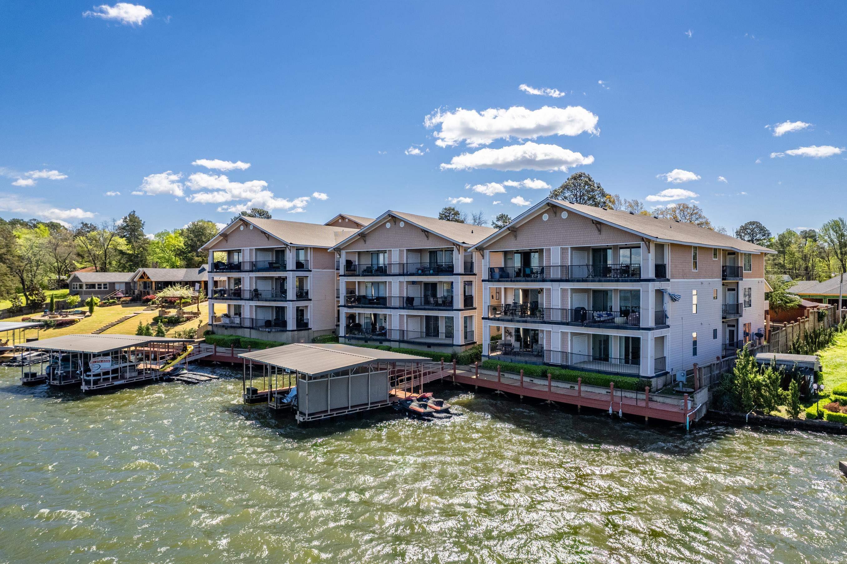 BEL LAGO HPR - Residential