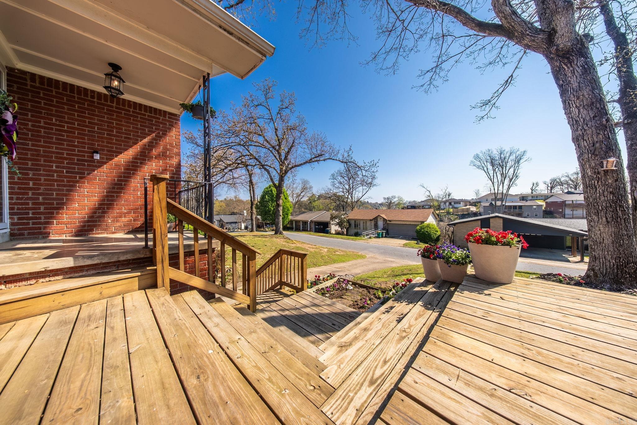 WILTON HGTS - Residential