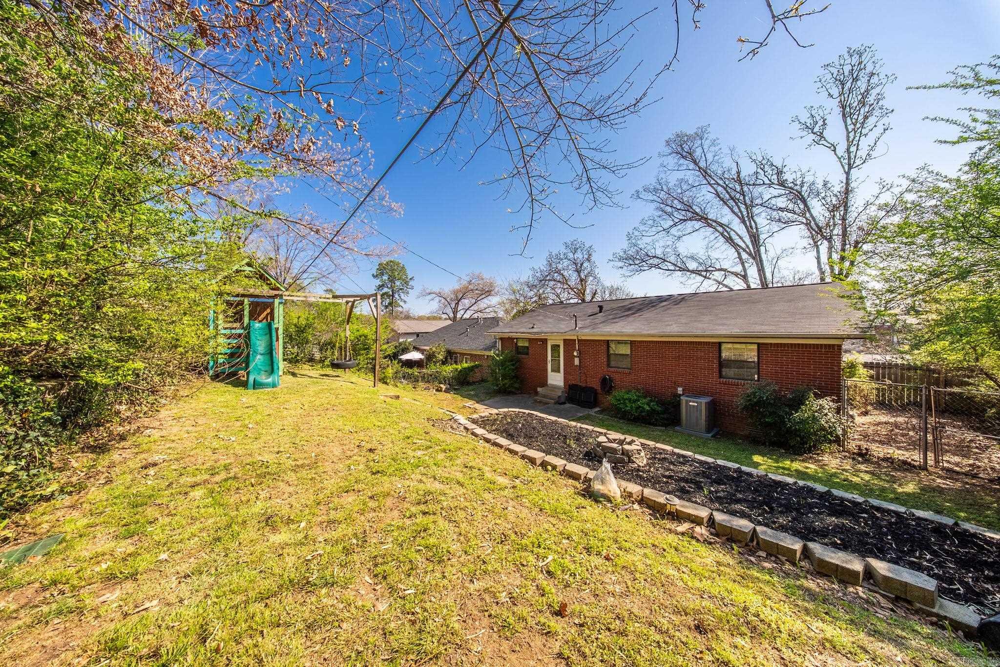 WILTON HGTS - Residential