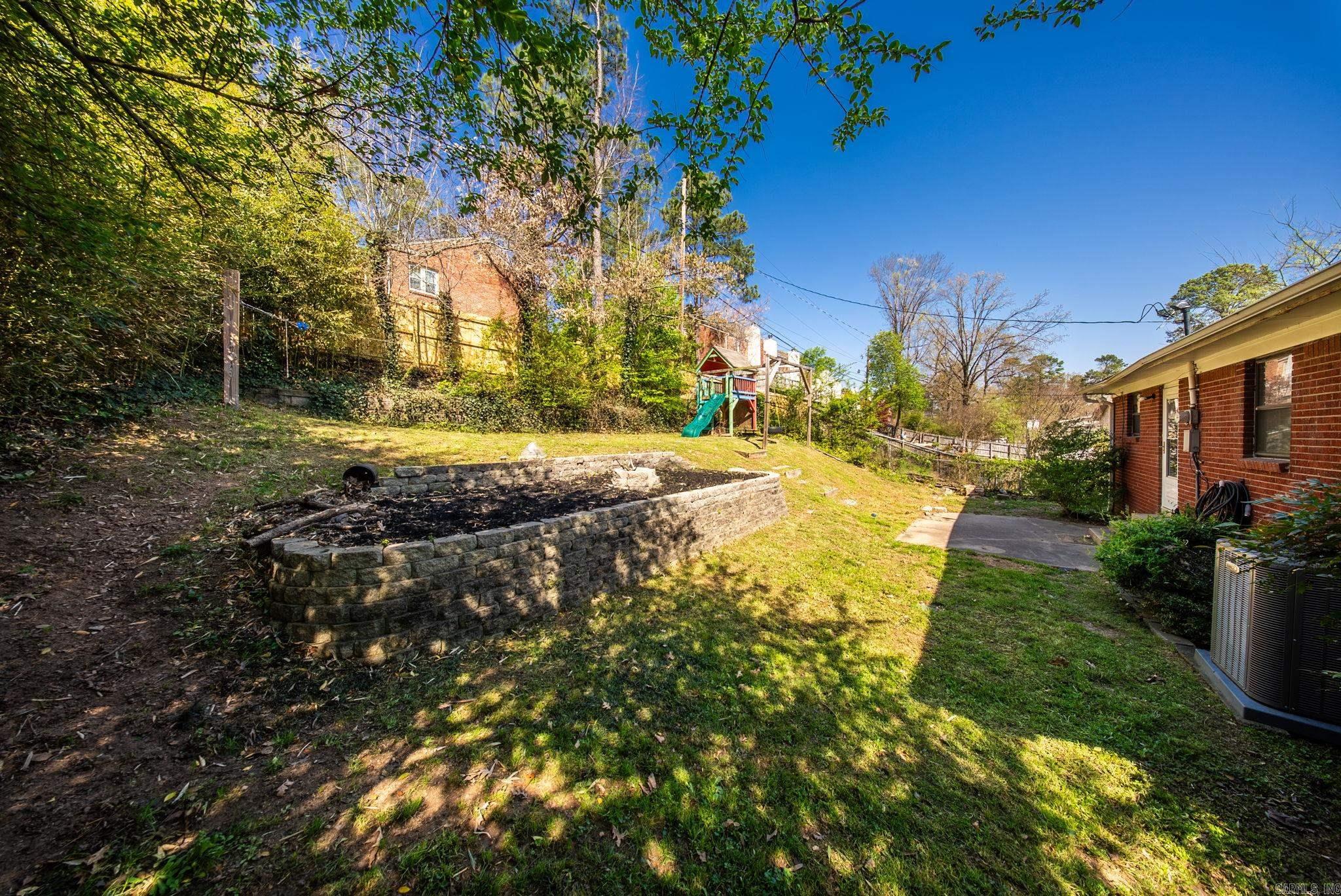 WILTON HGTS - Residential