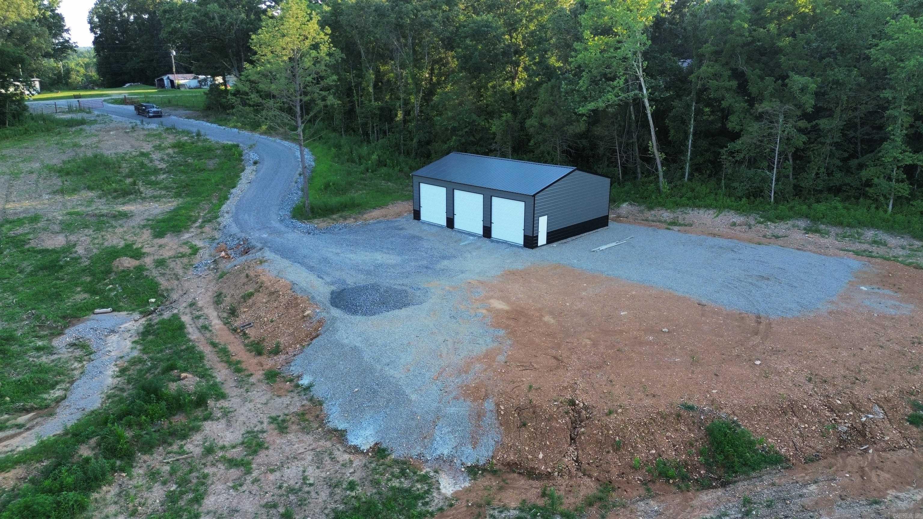 Metes & Bounds - Land