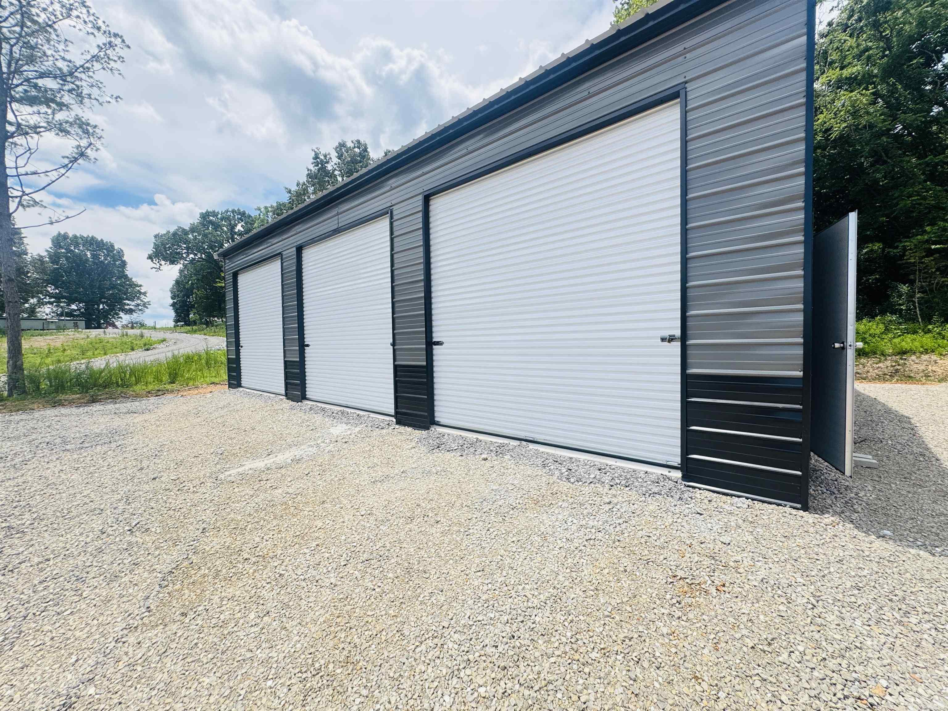 Metes & Bounds - Land