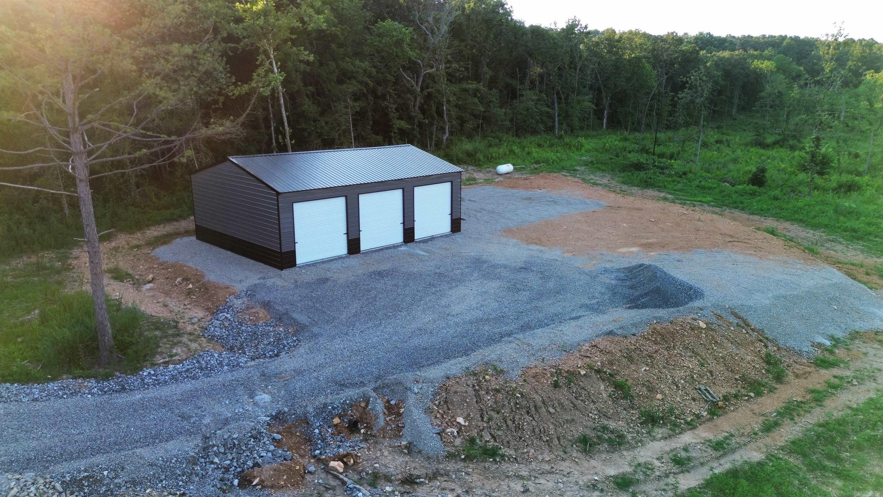 Metes & Bounds - Land