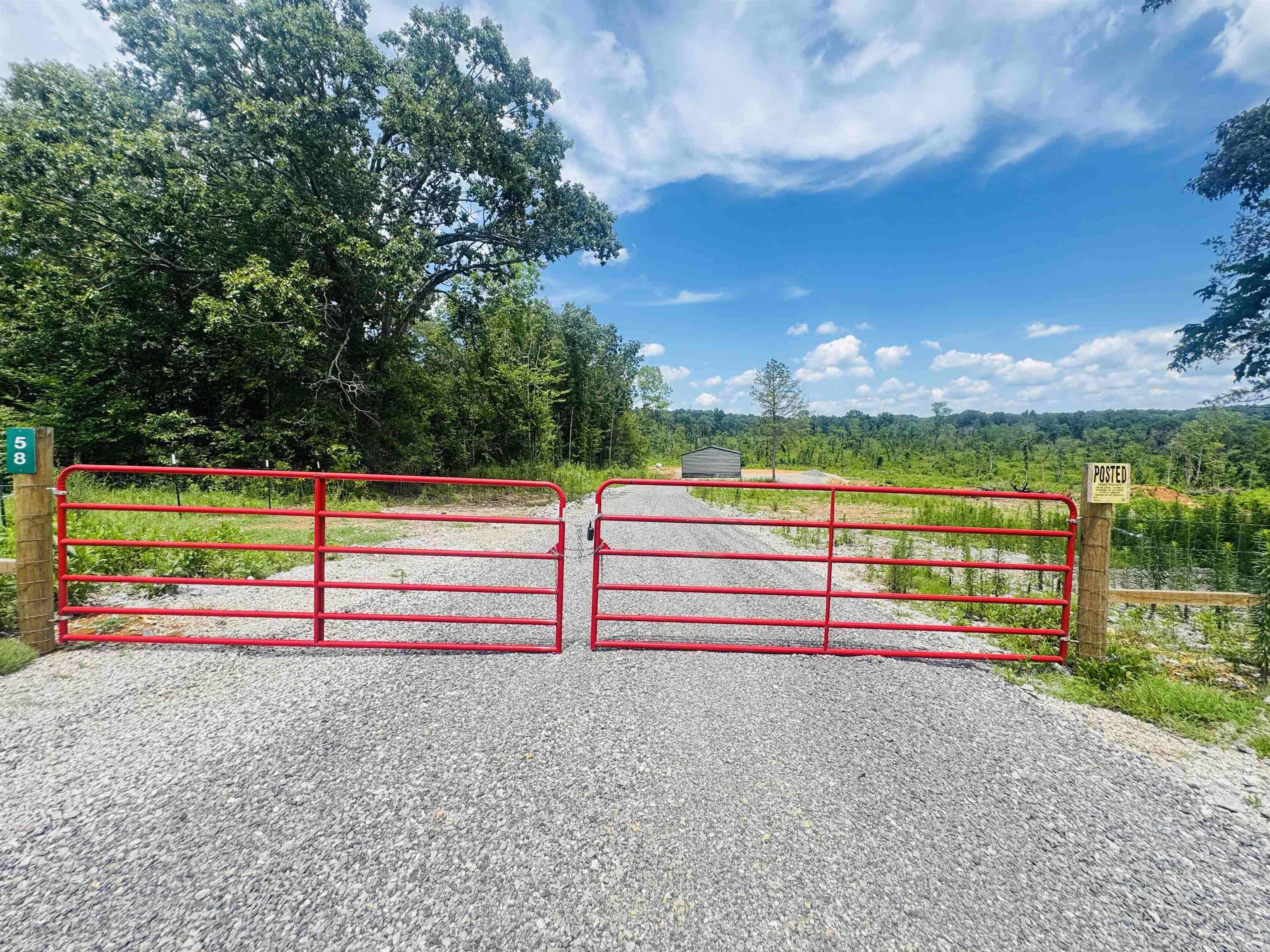 Metes & Bounds - Land