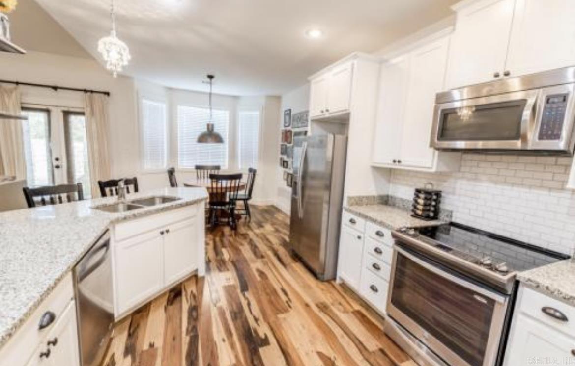 Valley View Manor - Residential Lease