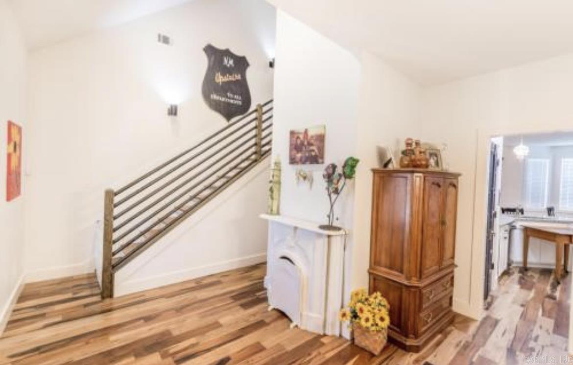 Valley View Manor - Residential Lease