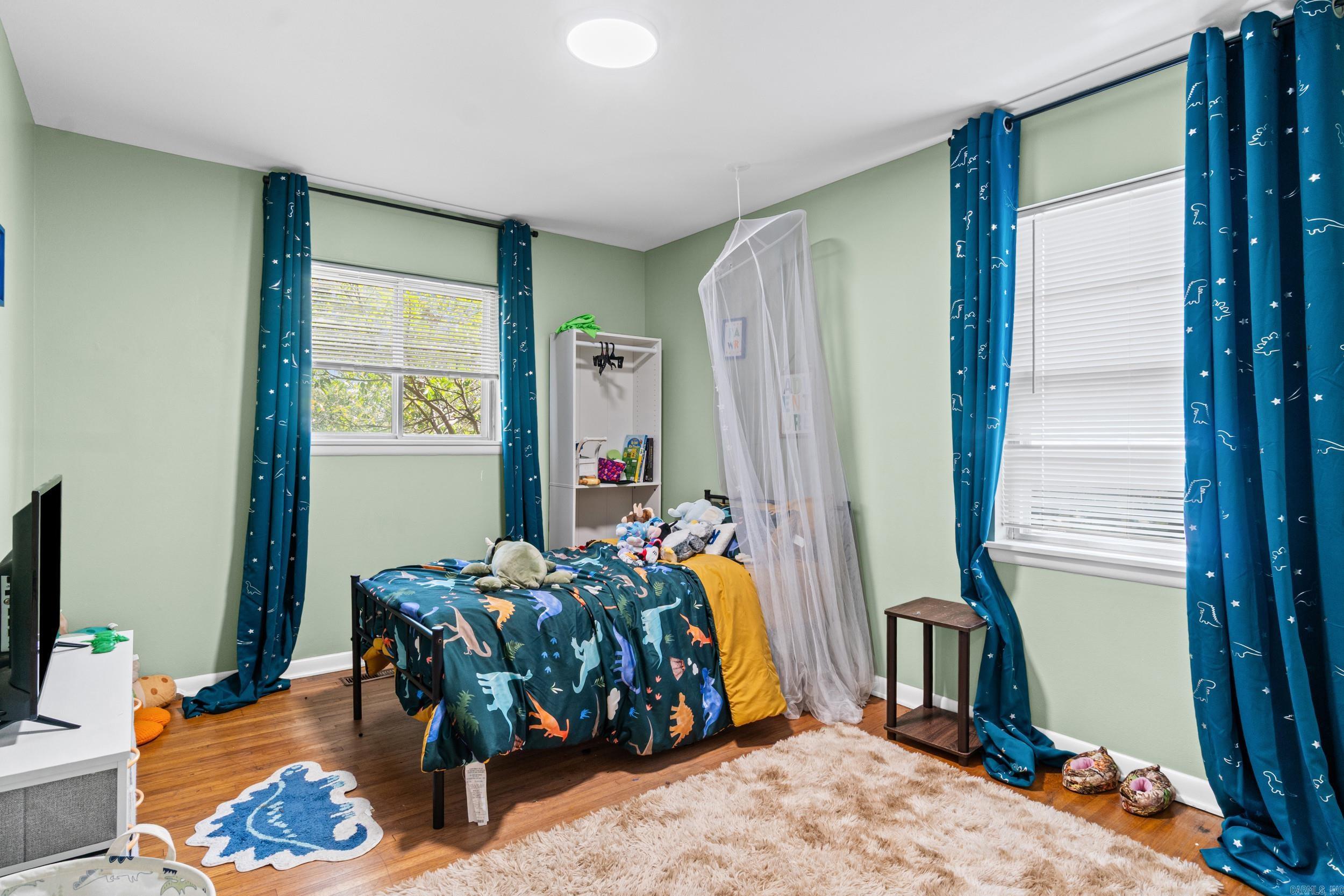 POINT O`WOODS ADDN - Residential