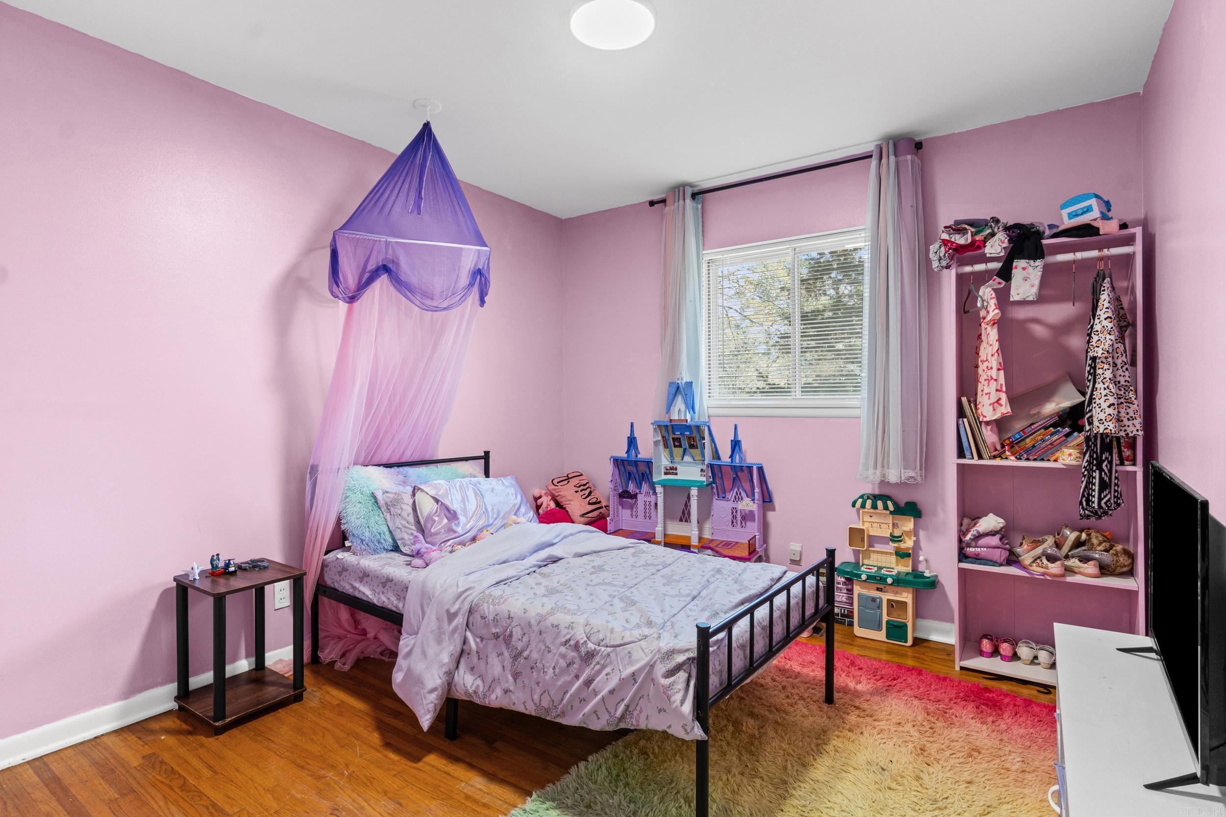 POINT O`WOODS ADDN - Residential