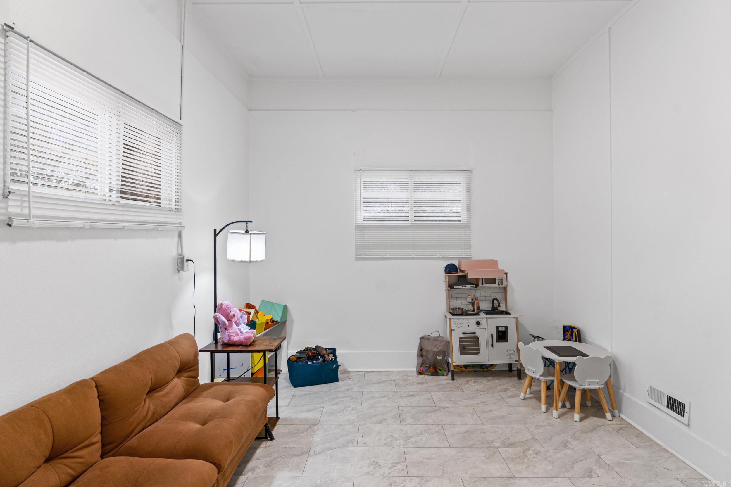 POINT O`WOODS ADDN - Residential