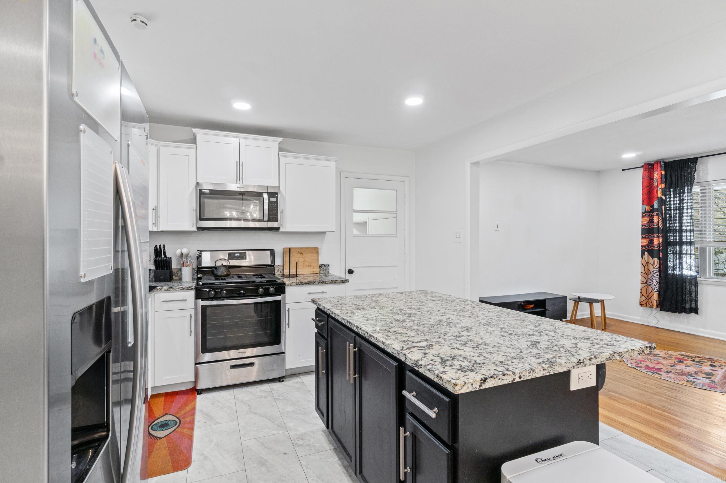 POINT O`WOODS ADDN - Residential