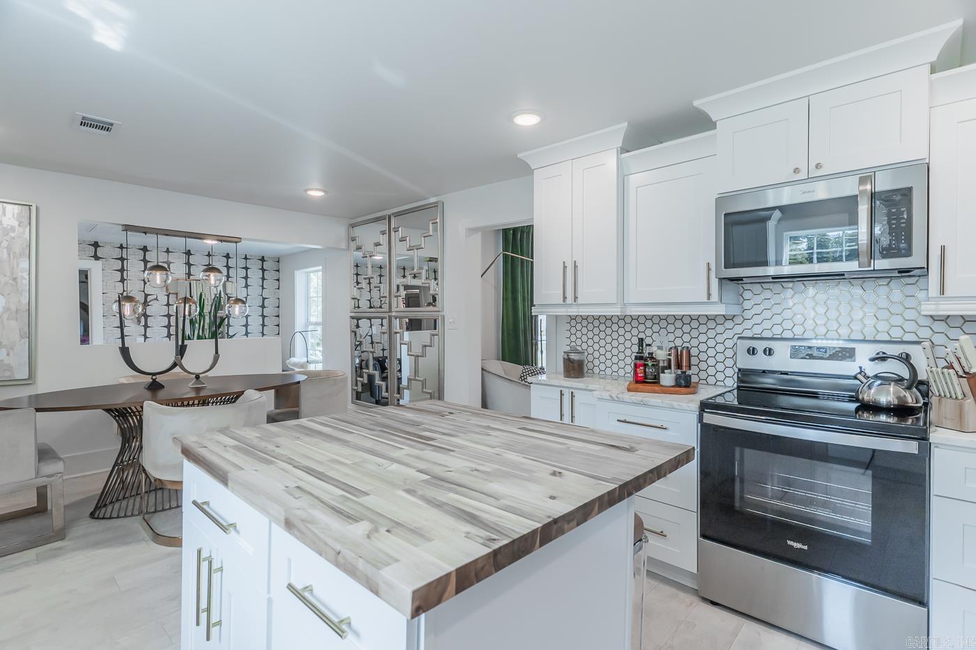 HARRISON & DOUGLAS - Residential