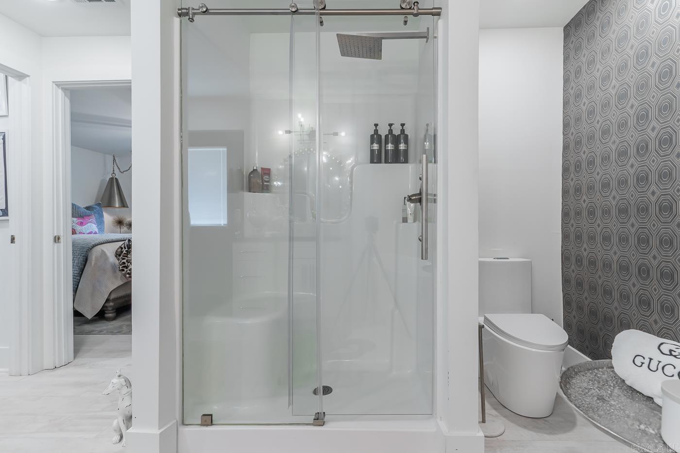 HARRISON & DOUGLAS - Residential