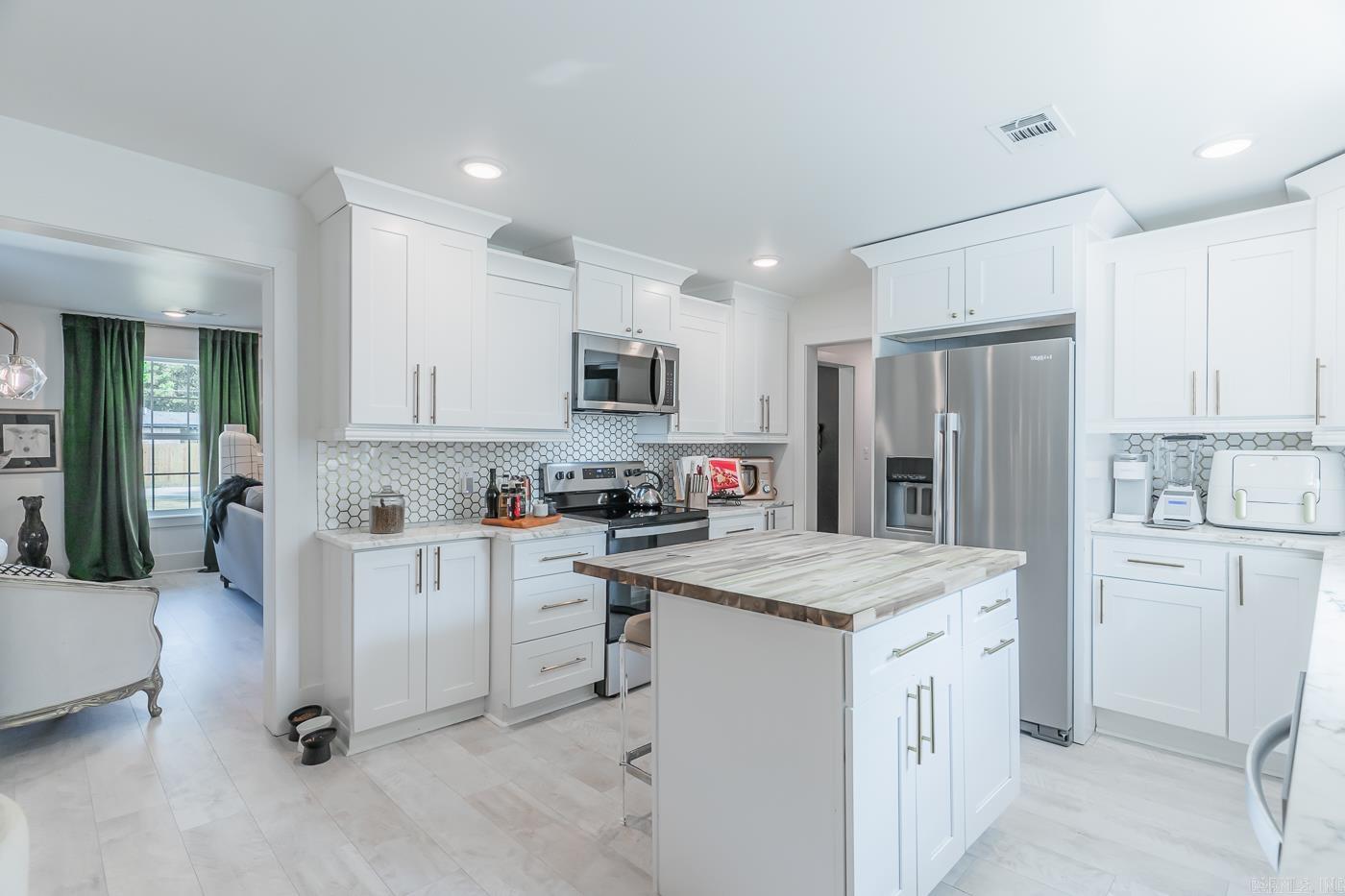 HARRISON & DOUGLAS - Residential