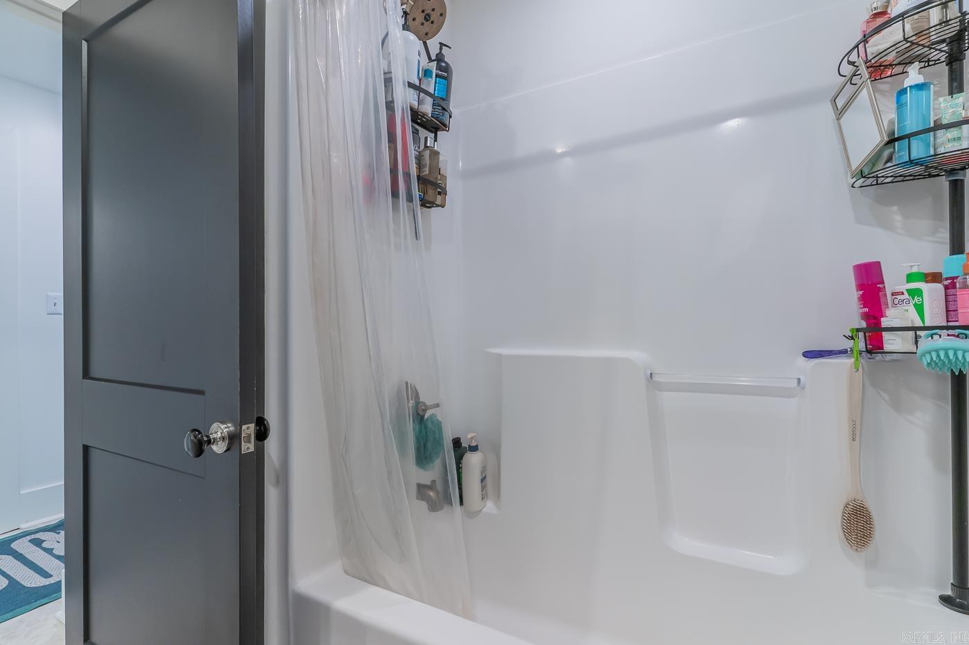 HARRISON & DOUGLAS - Residential