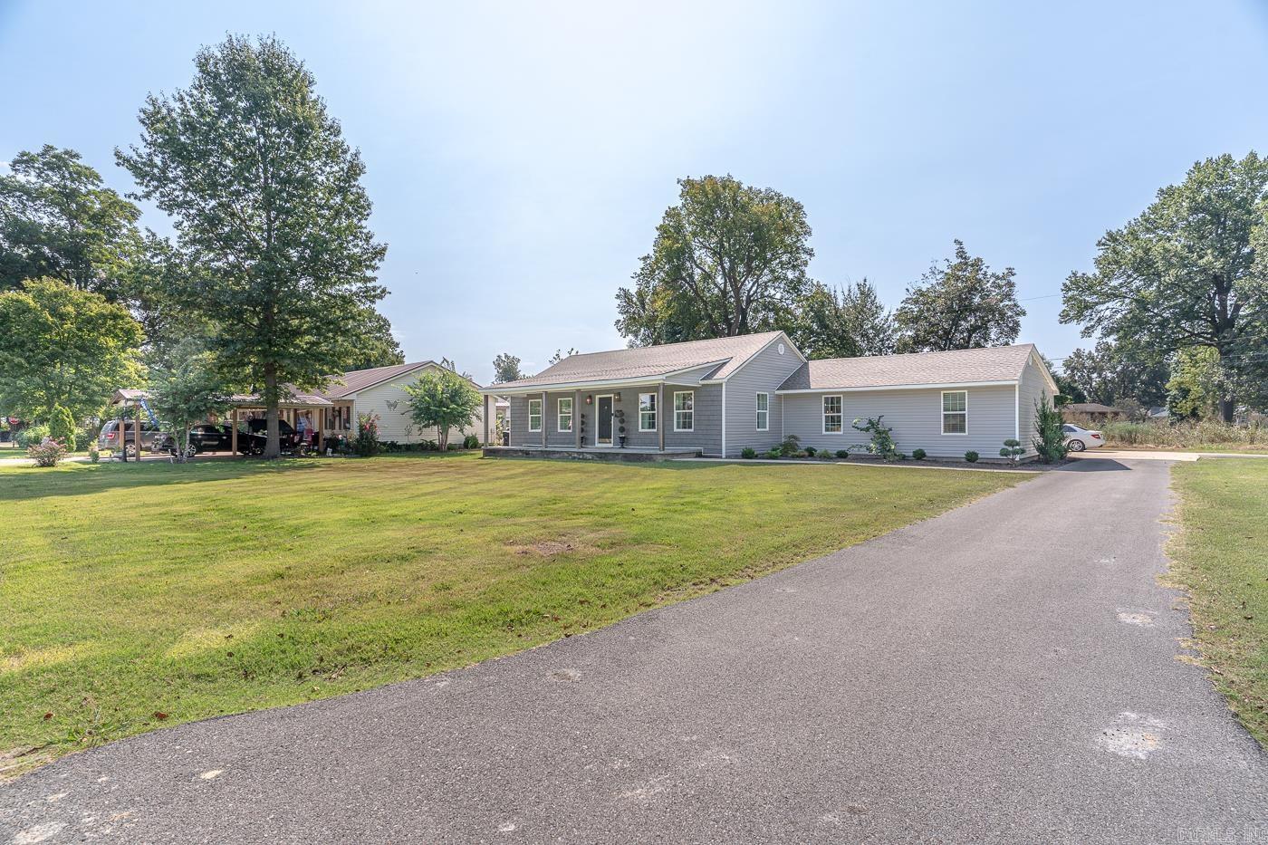 HARRISON & DOUGLAS - Residential