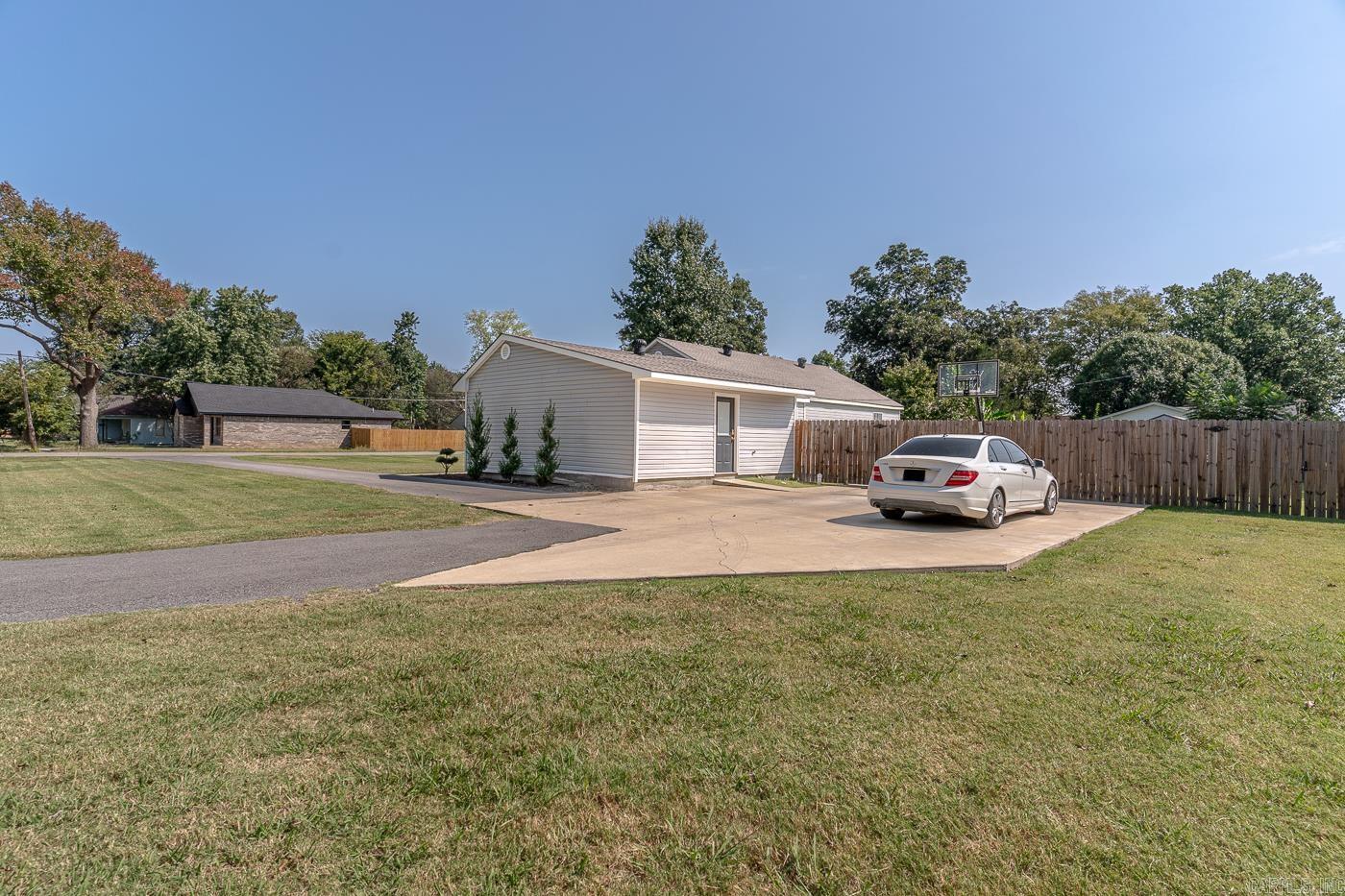 HARRISON & DOUGLAS - Residential