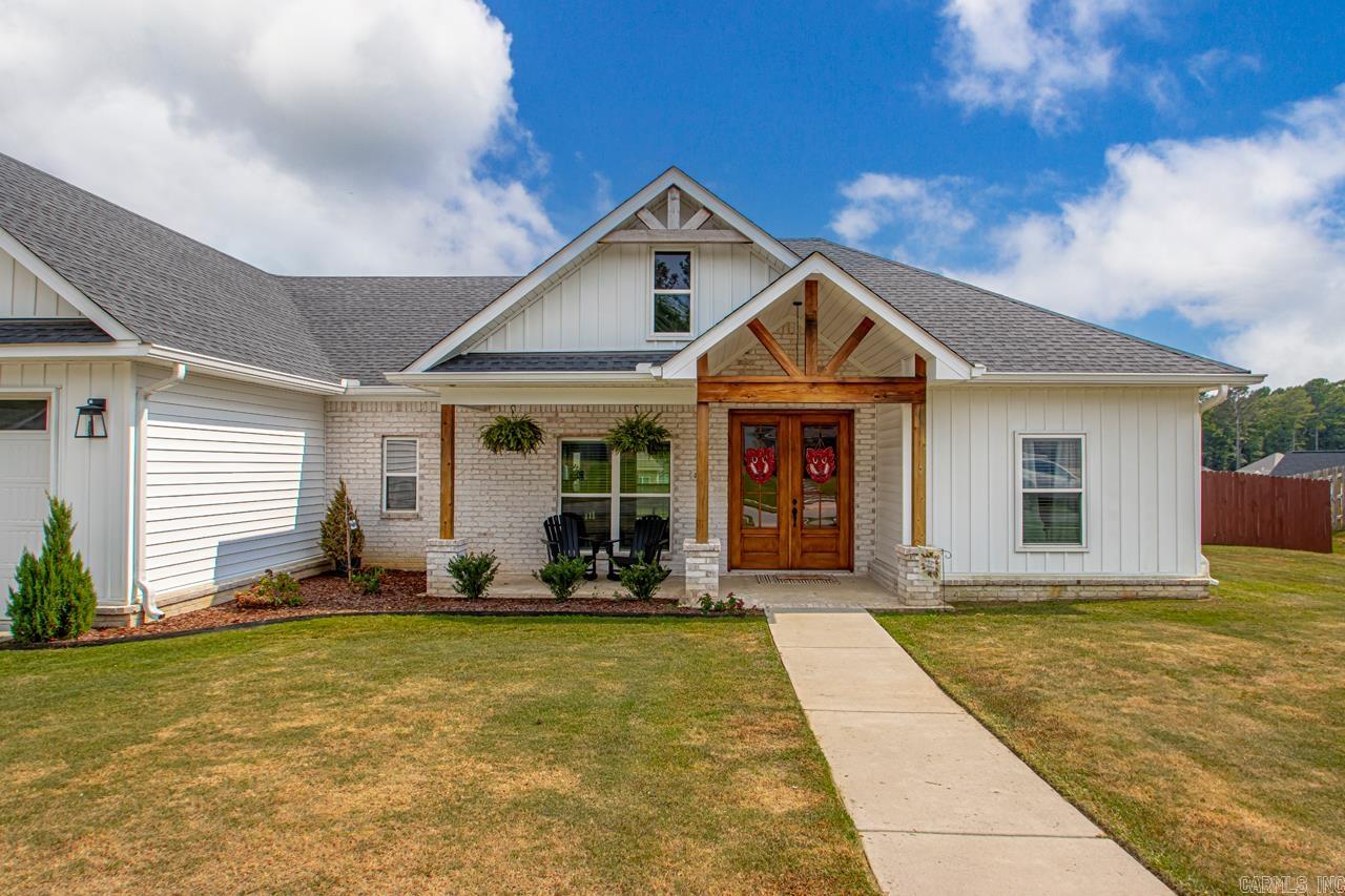 CROSSROADS VILLAGE - Residential