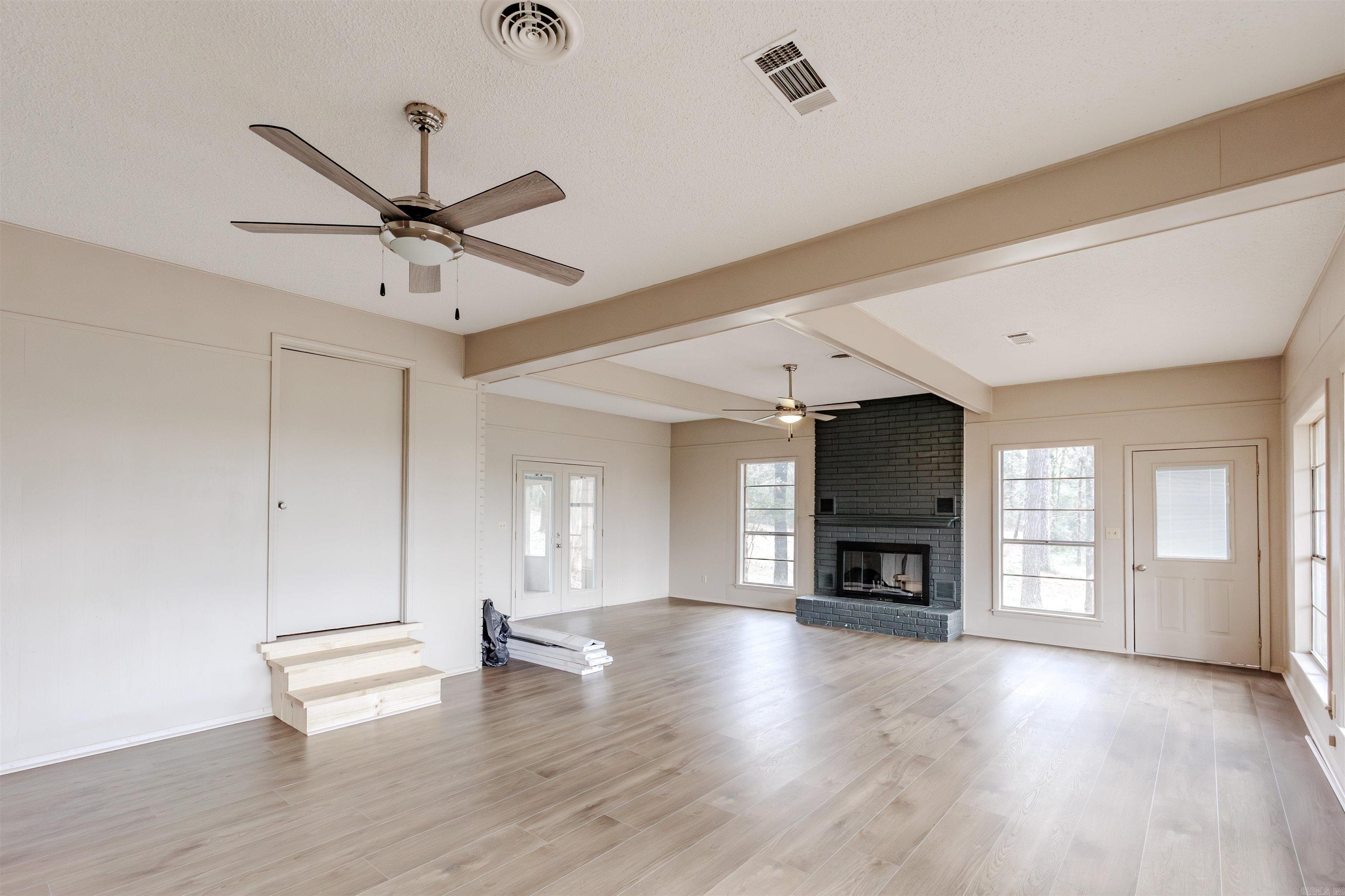 Perryville City Acreage - Residential