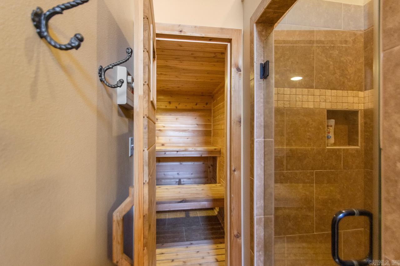 LAKEWOOD PARK ADDN - Residential