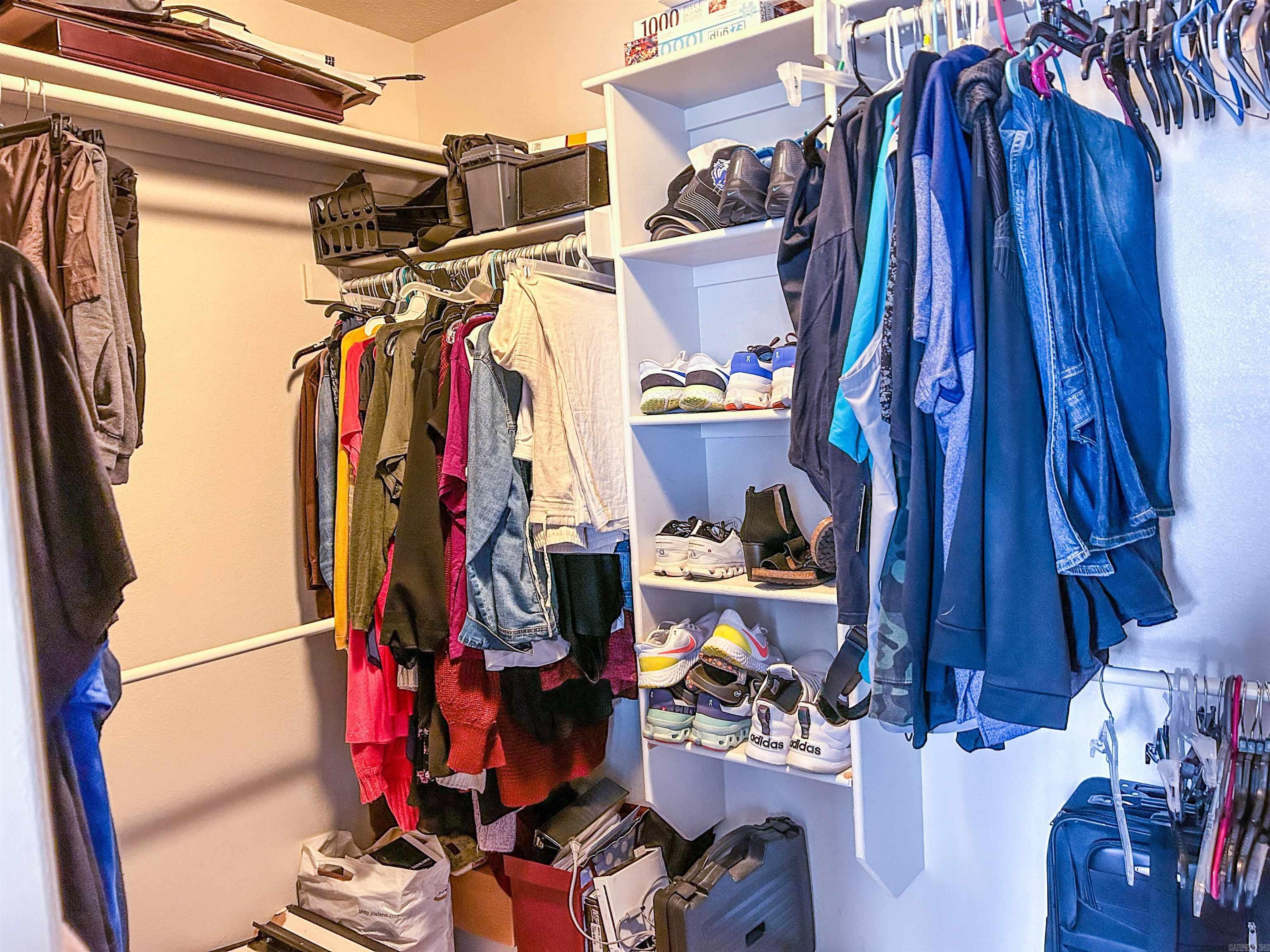 JUSTIN PLACE - Residential