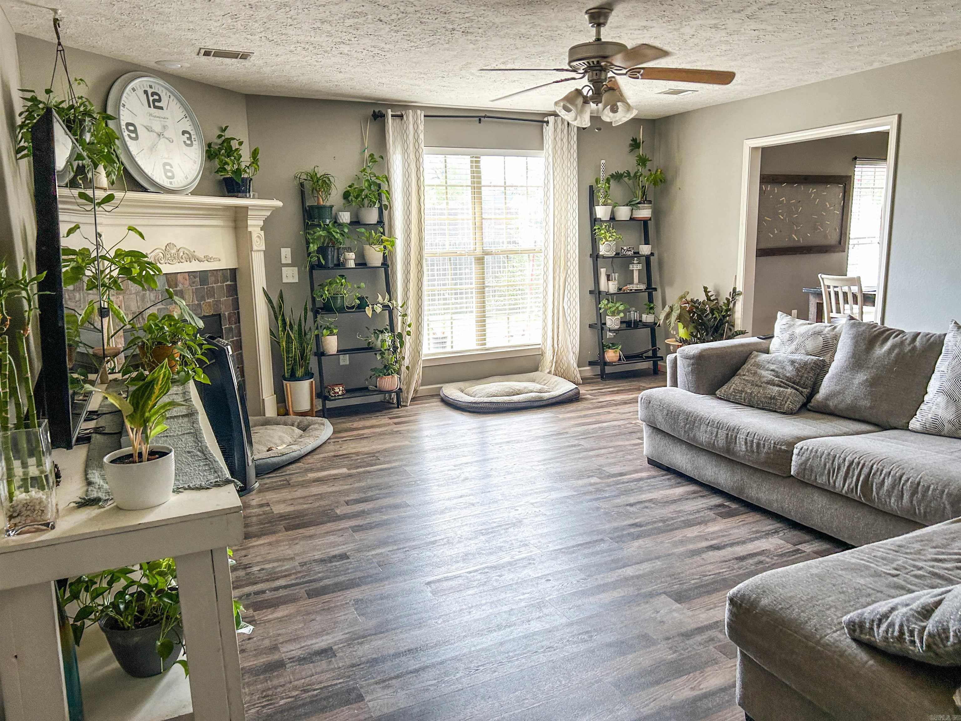 JUSTIN PLACE - Residential